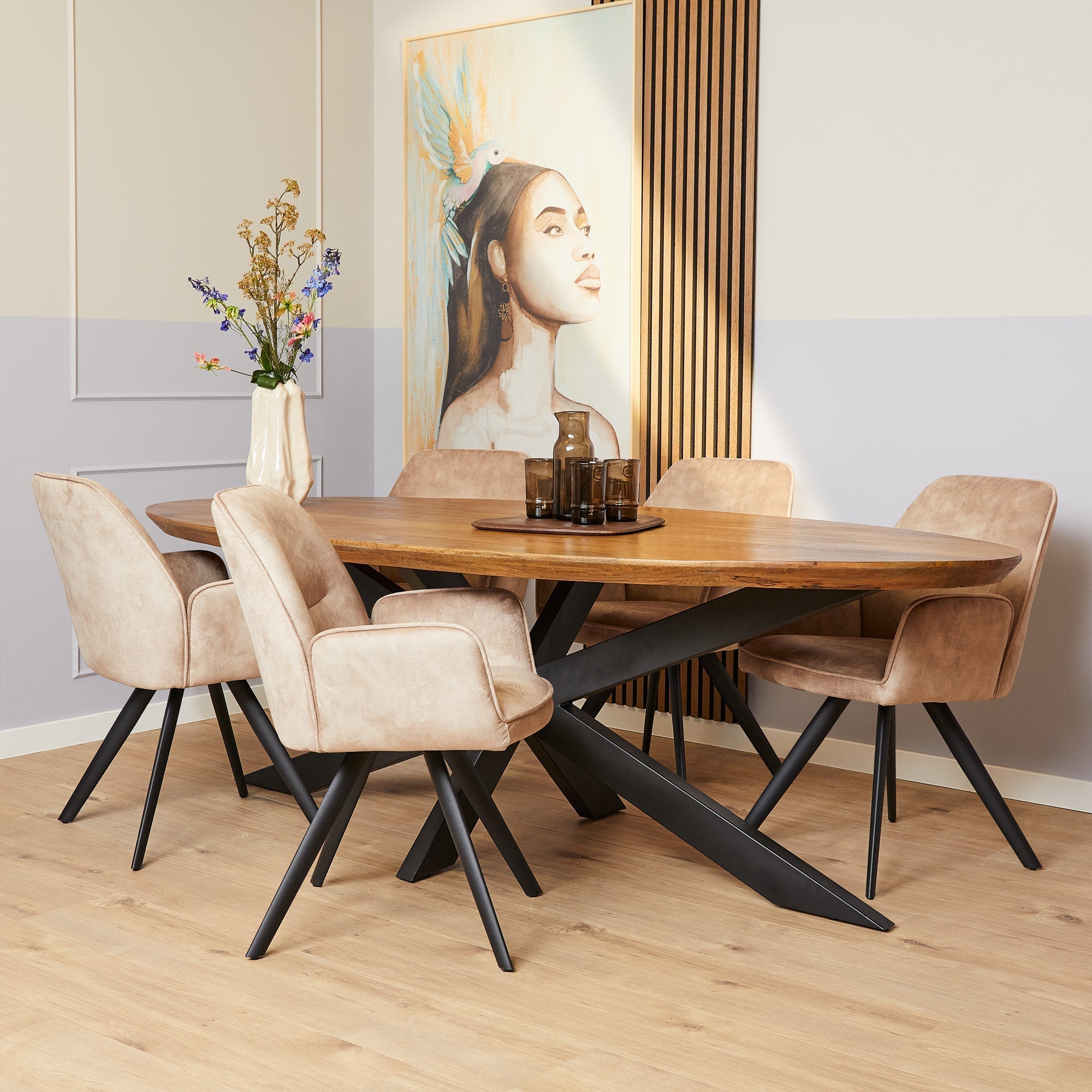 Taupe eetkamerstoel