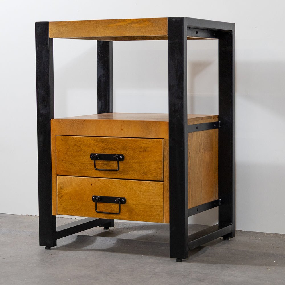 Mango Houten Nachtkastje Britt – 50x40x70cm | Warme Kleurtint Collectie - Industrieelinhuis.nl