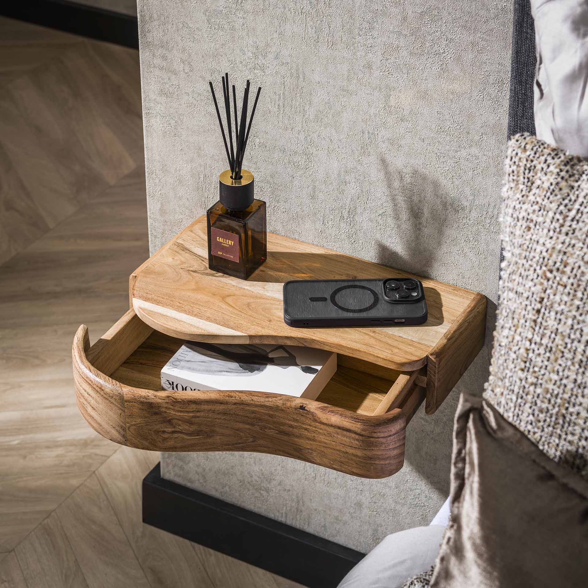 Zwevend nachtkastje organisch Levi - Industrieelinhuis.nl