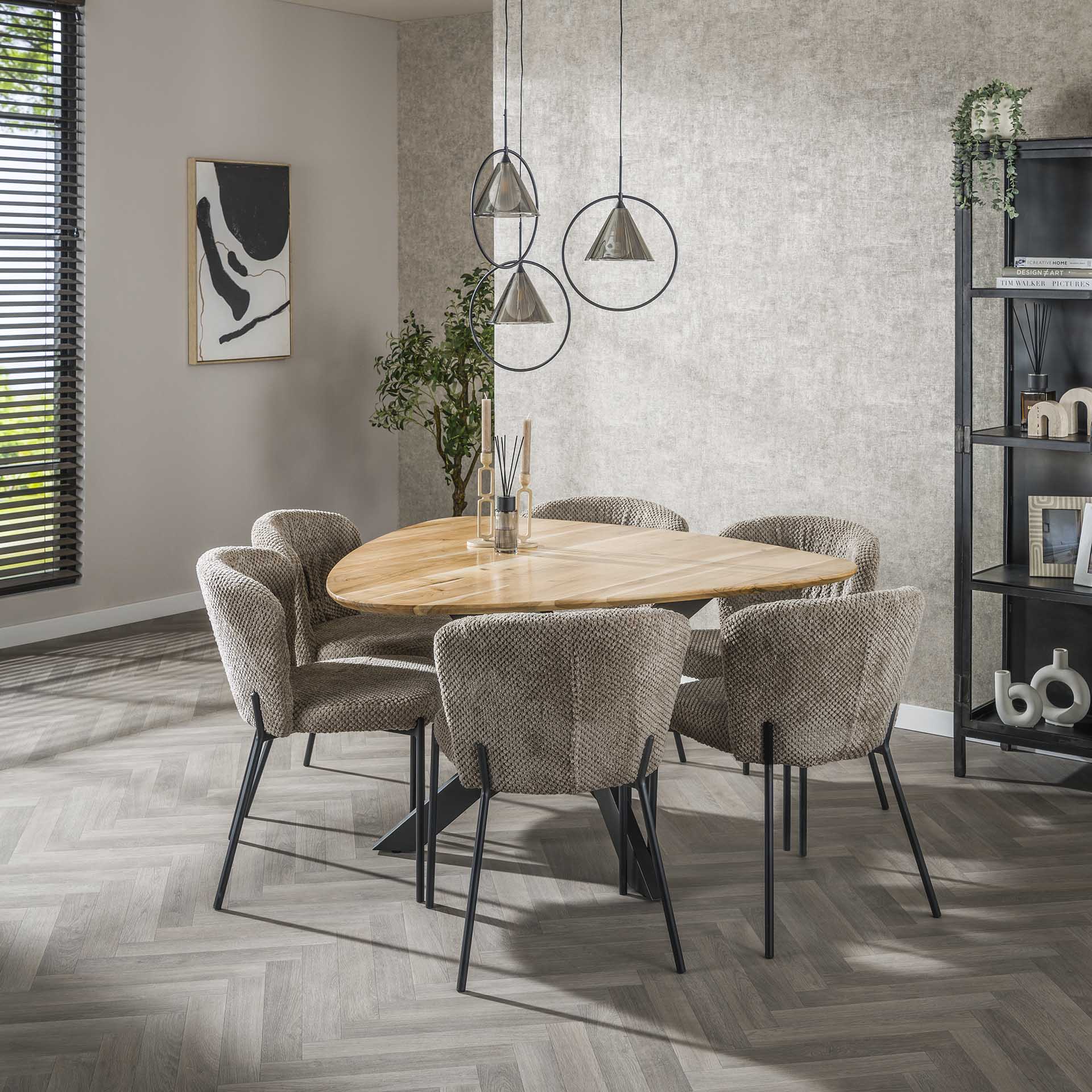 Eettafel Driehoek Drift - Industrieelinhuis.nl