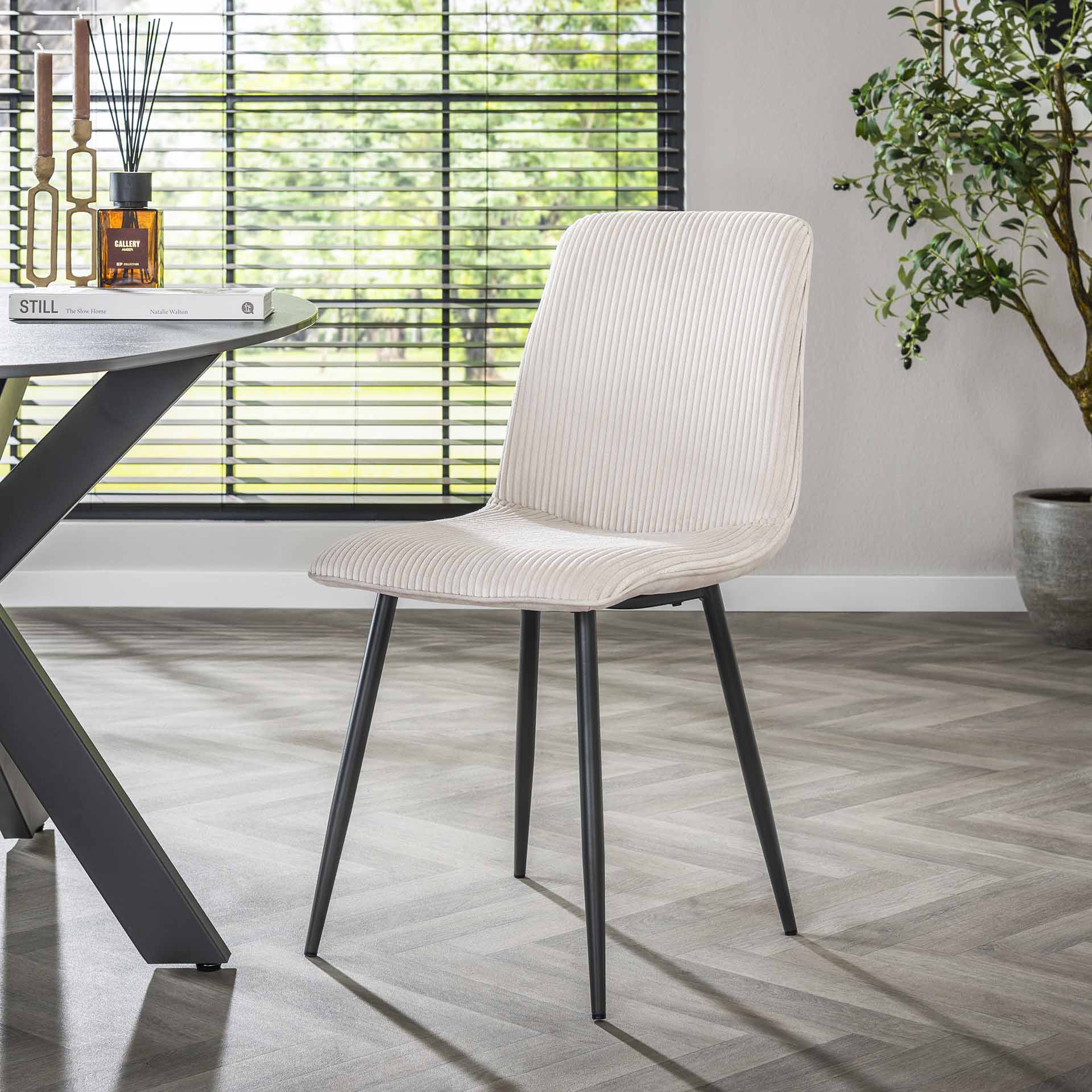 Eetkamerstoel Verdan Rib Gebroken wit (bestellen per 4) - Industrieelinhuis.nl