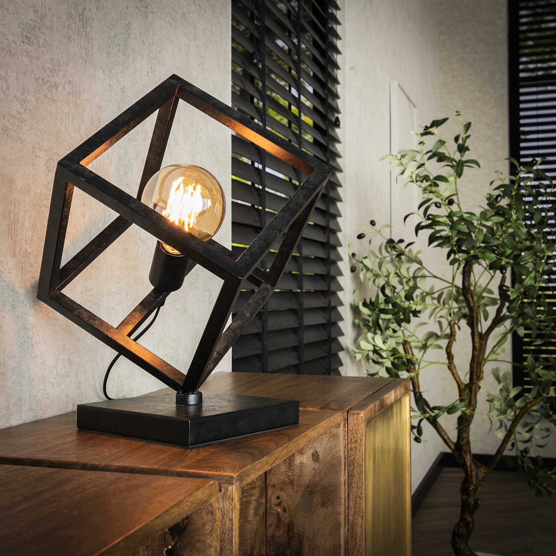Tafellamp Lumen Cube - Industrieelinhuis.nl