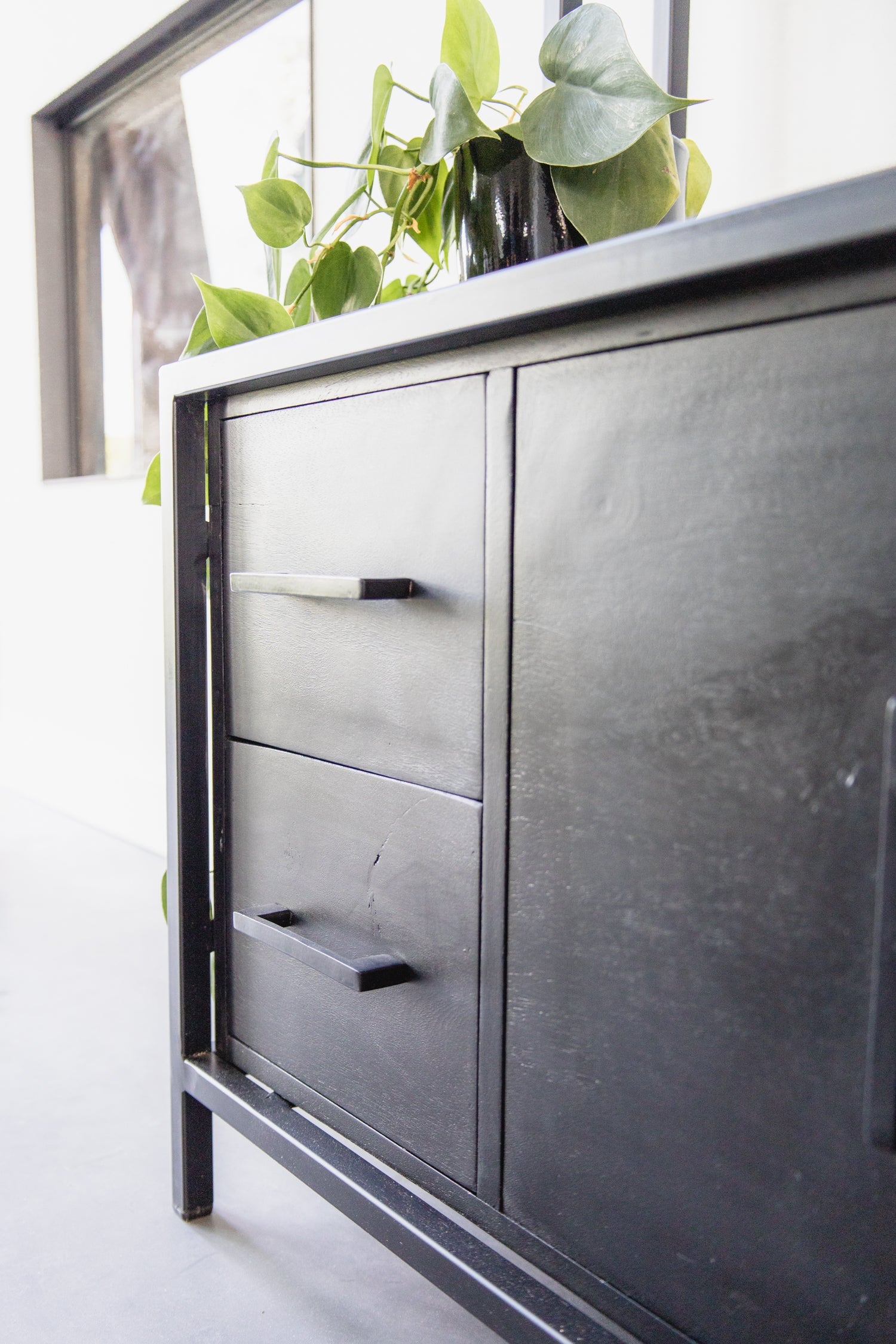 Garderoberek Zwart Industrieel Design | Mangohout en Staal | 80x40x190cm