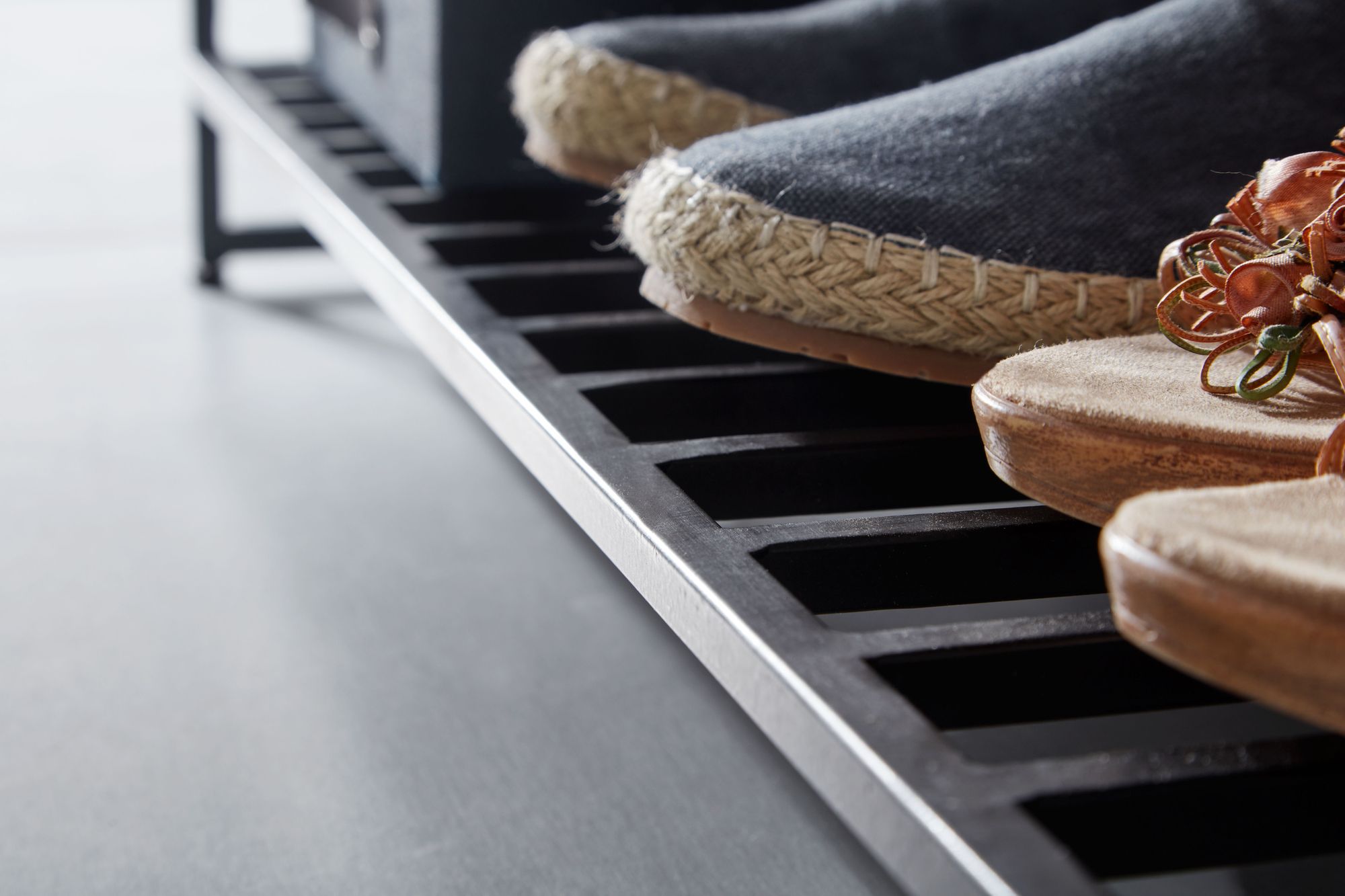 Opbergbank met opbergruimte | 90 x 52 x 38 cm | massief mangohout