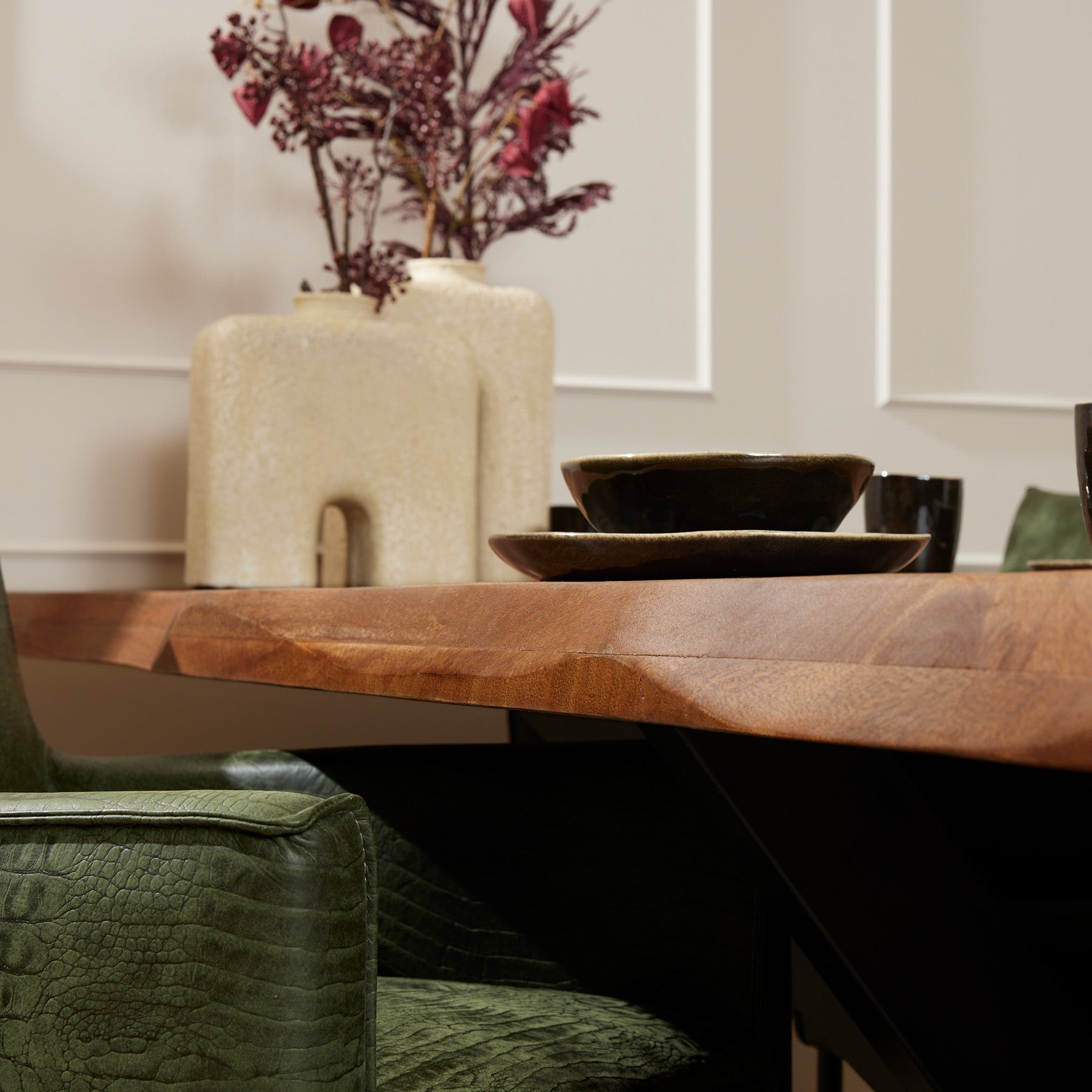 Boomstamtafel mangohout close-up