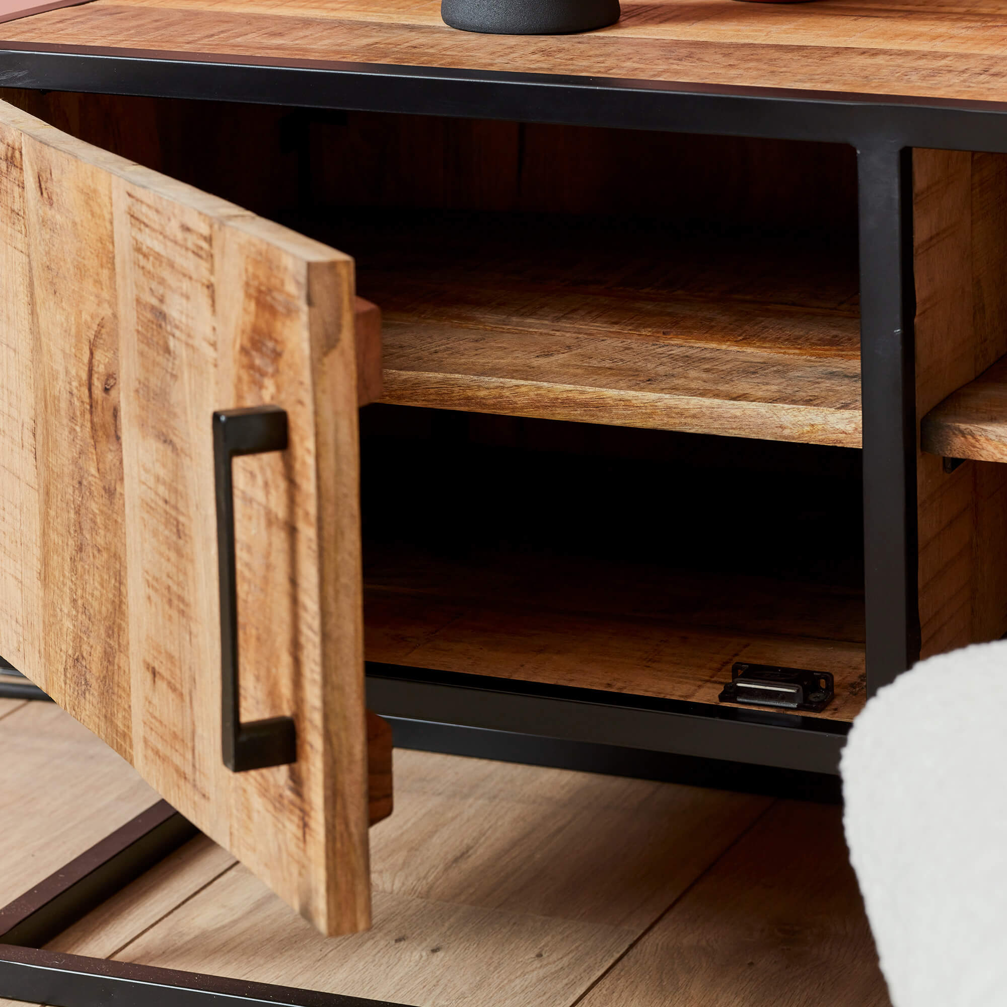 Tv meubel Denver | Mangohout en staal | 100 cm - Industrieelinhuis.nl