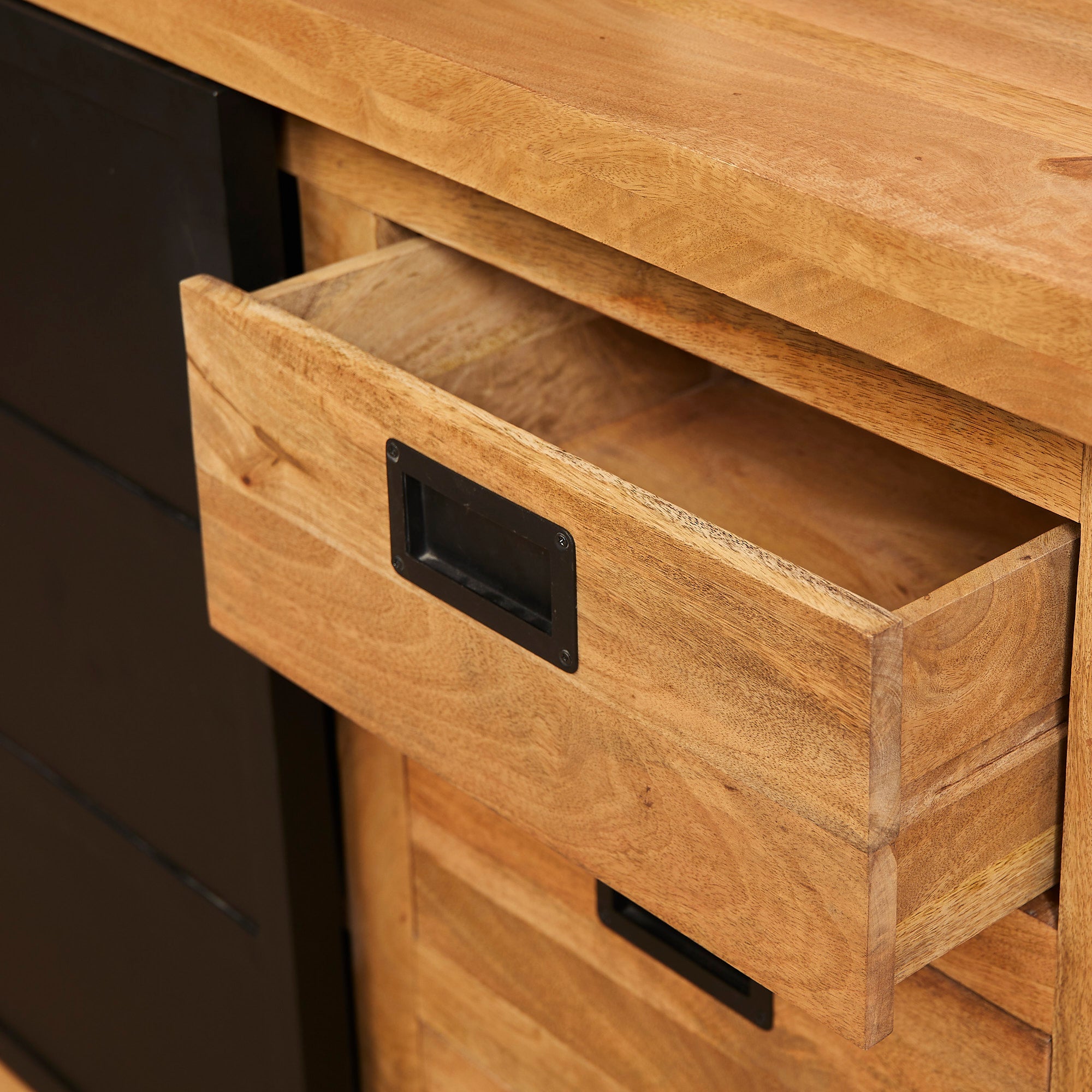 Dressoir Nashville 200 cm - Industrieelinhuis.nl