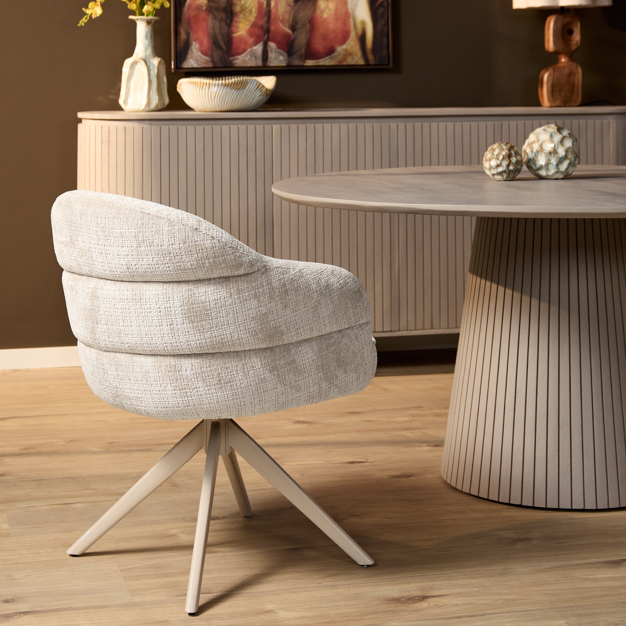 Eetkamerstoel Bella | Off White | Poot Sand | Met armleuning - Industrieelinhuis.nl