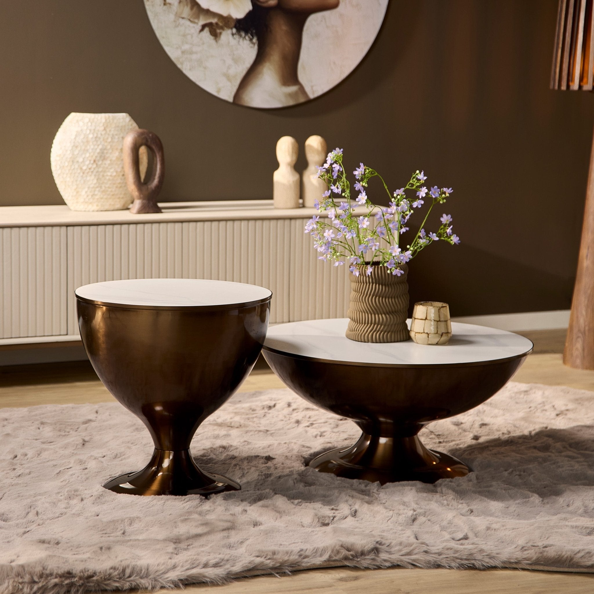 Salontafelset Ava