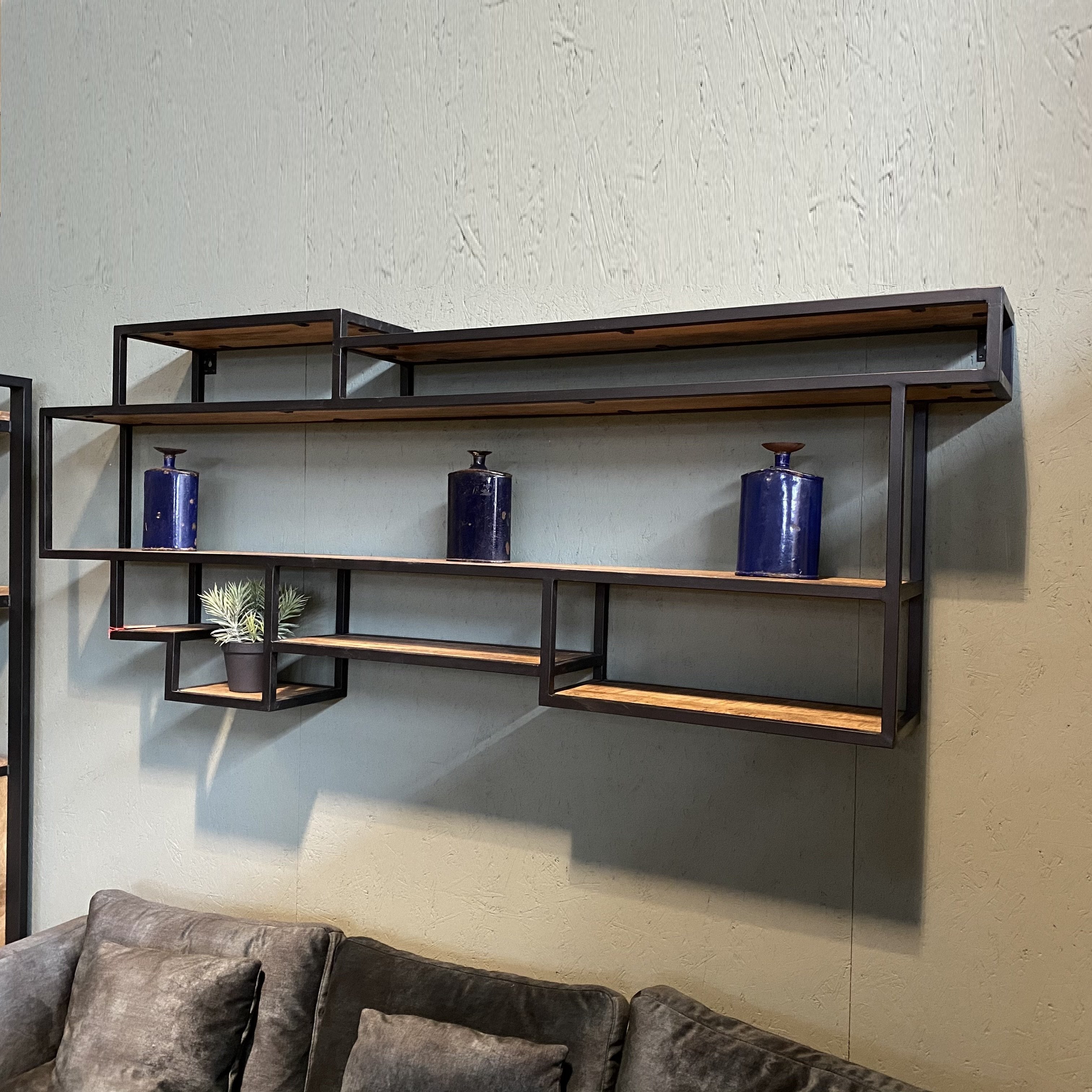 Wandplank industrieel design | Mangohout en Staal | 200x25x80cm