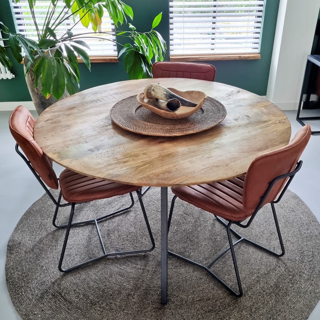 Ronde Eettafel Mangohout Berlin