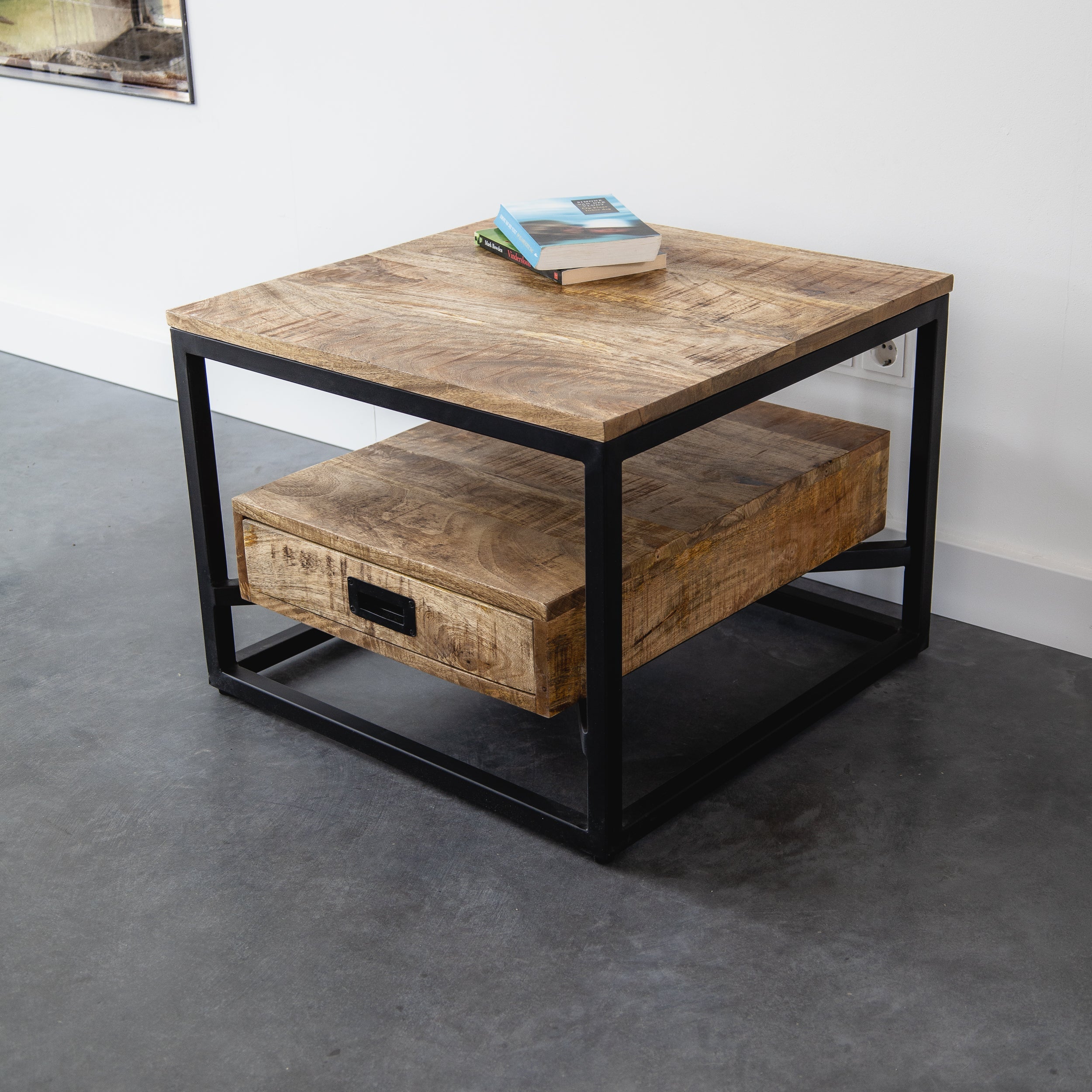 Salontafel Bijzettafel Industrieel Design | Mangohout en Staal | 60x60x45
