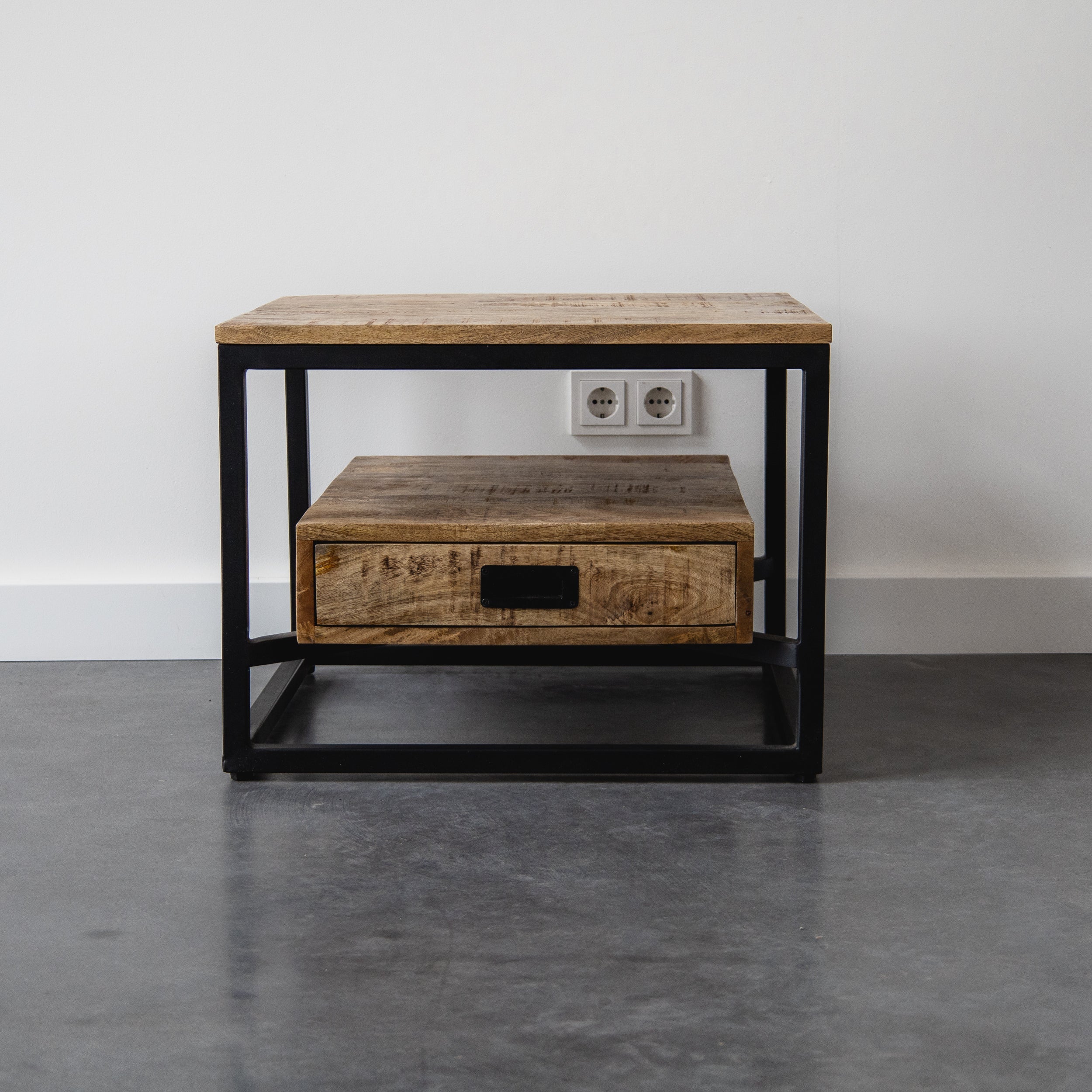 Salontafel Bijzettafel Industrieel Design | Mangohout en Staal | 60x60x45