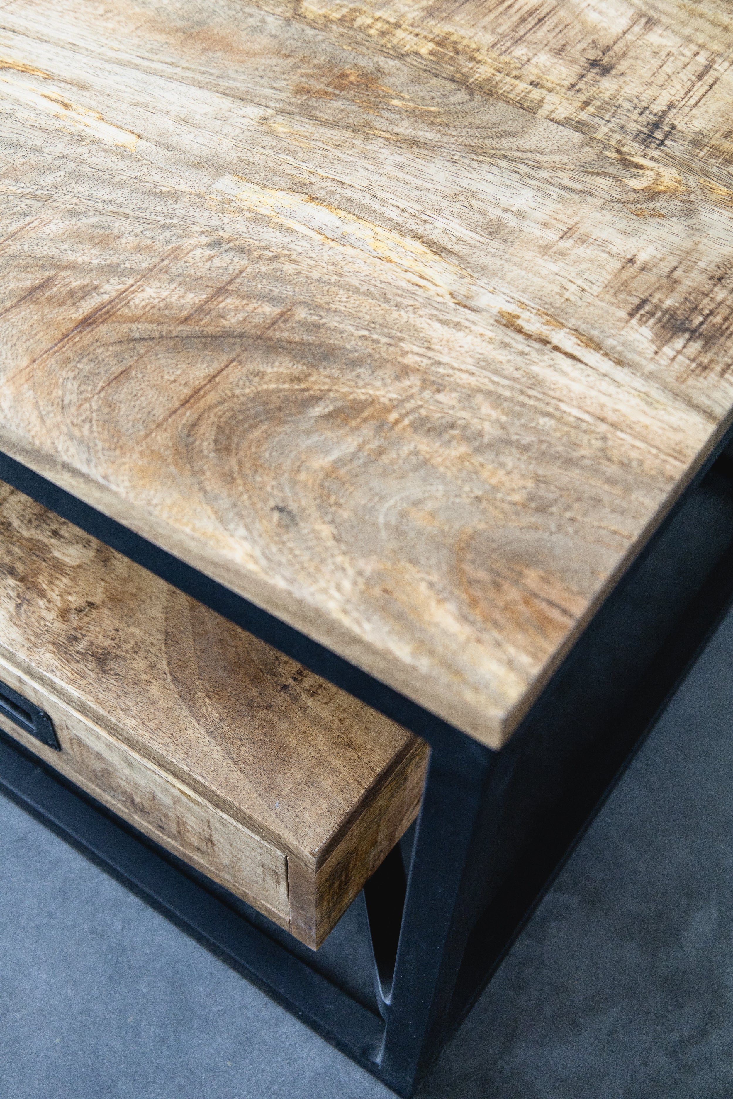 Salontafel Bijzettafel Industrieel Design | Mangohout en Staal | 60x60x45