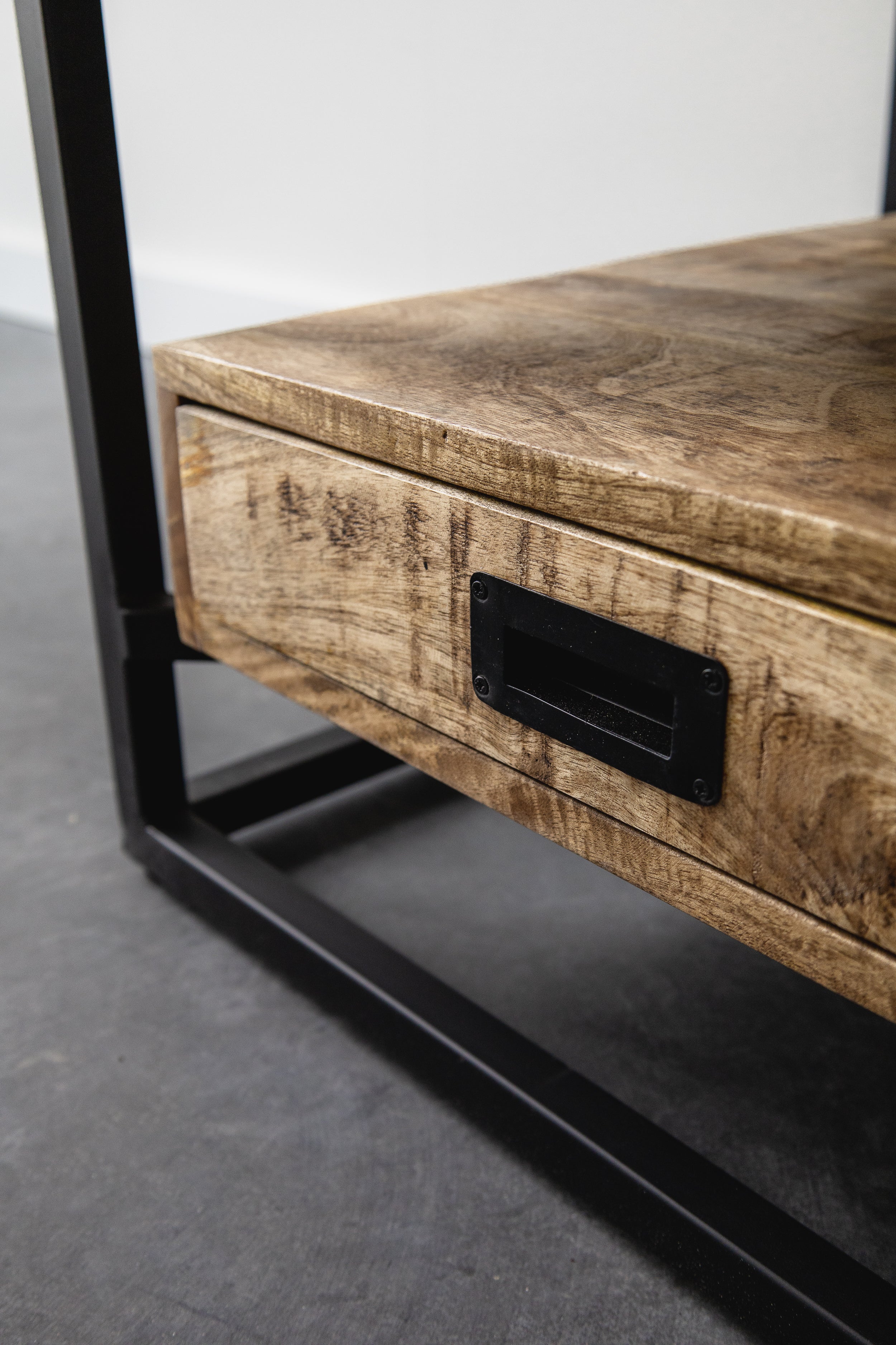 Salontafel Bijzettafel Industrieel Design | Mangohout en Staal | 60x60x45