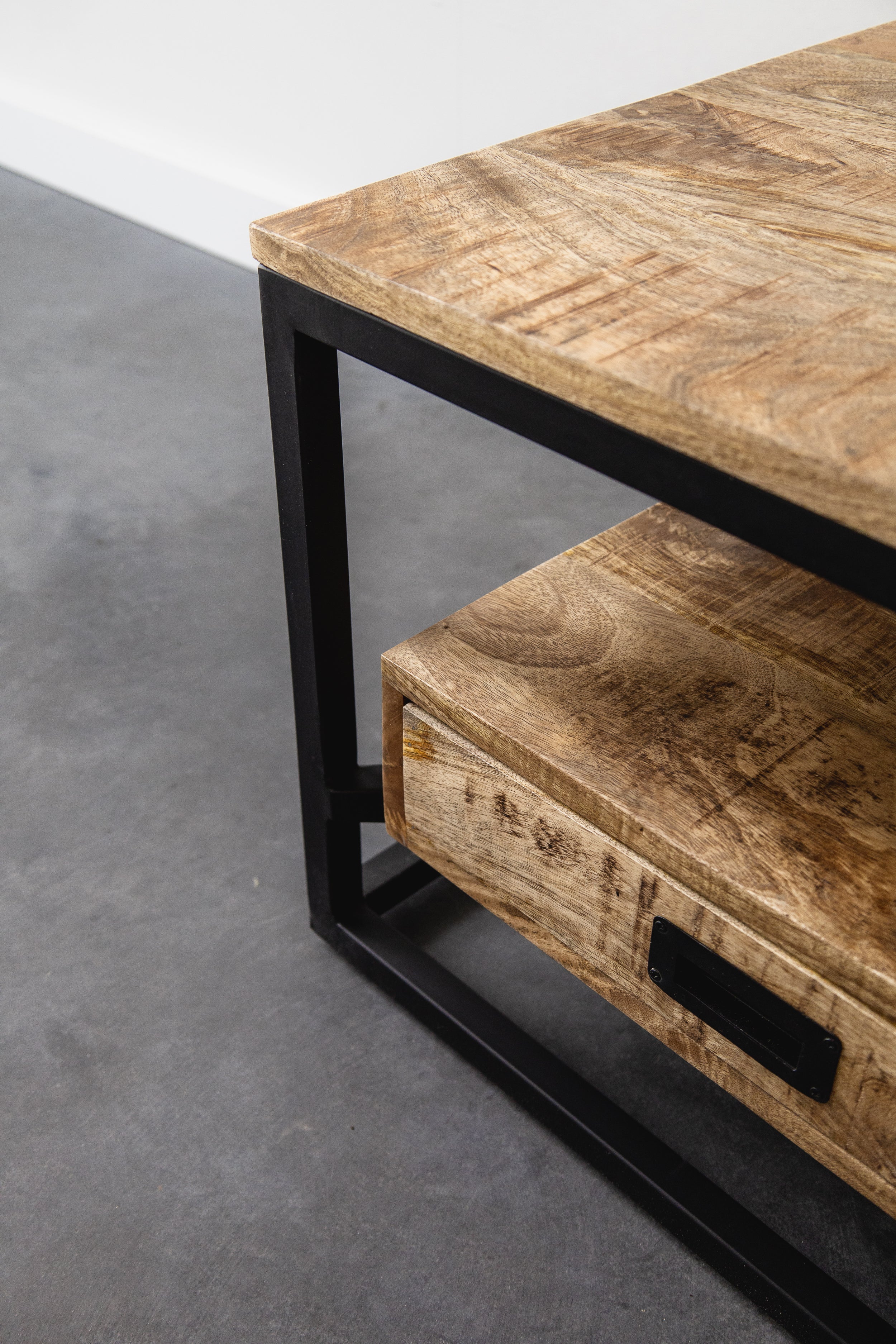 Salontafel Bijzettafel Industrieel Design | Mangohout en Staal | 60x60x45