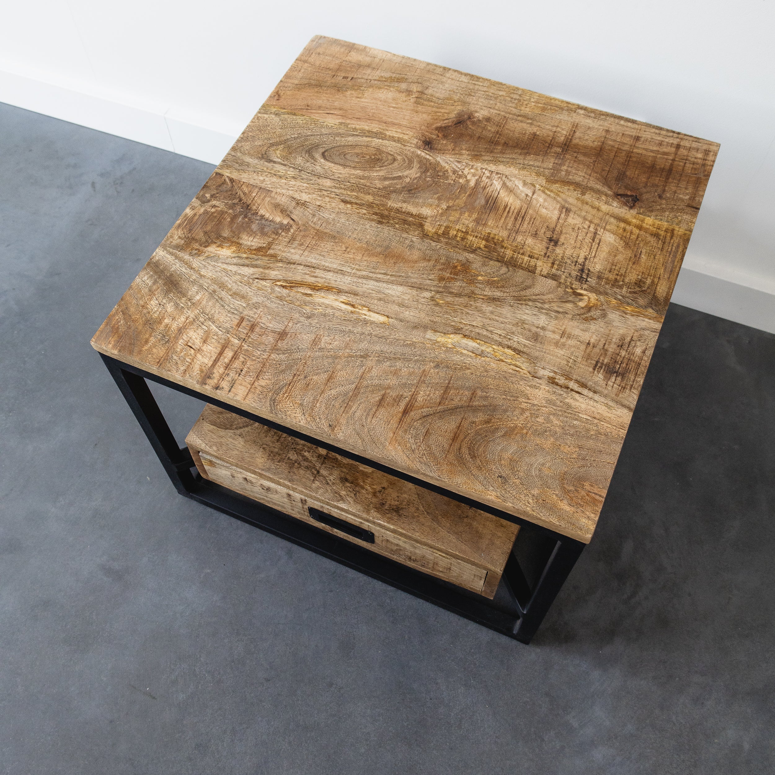 Salontafel Bijzettafel Industrieel Design | Mangohout en Staal | 60x60x45