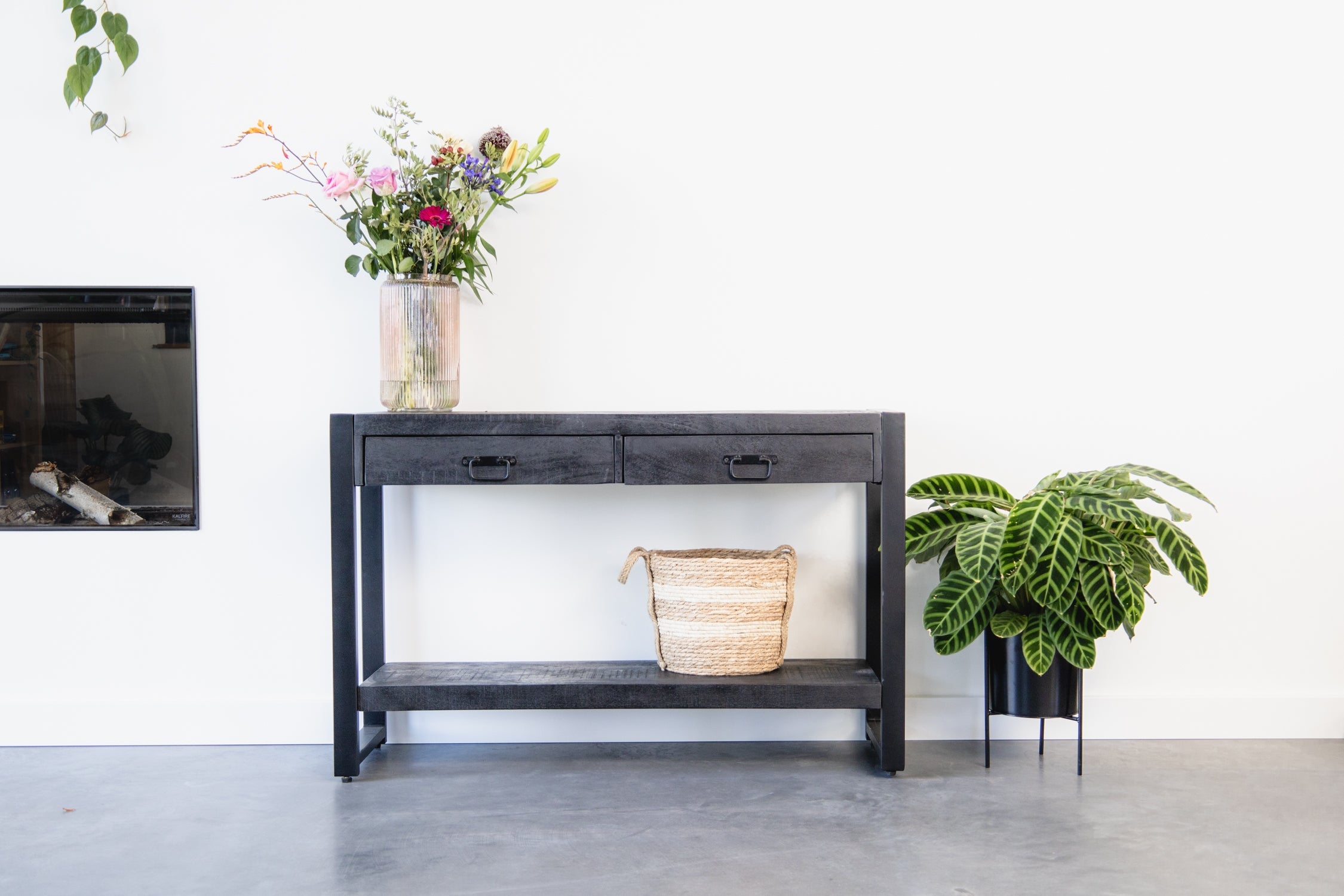 Sidetable zwart mangohout | 120 x 35 x 76 cm | Industrieel