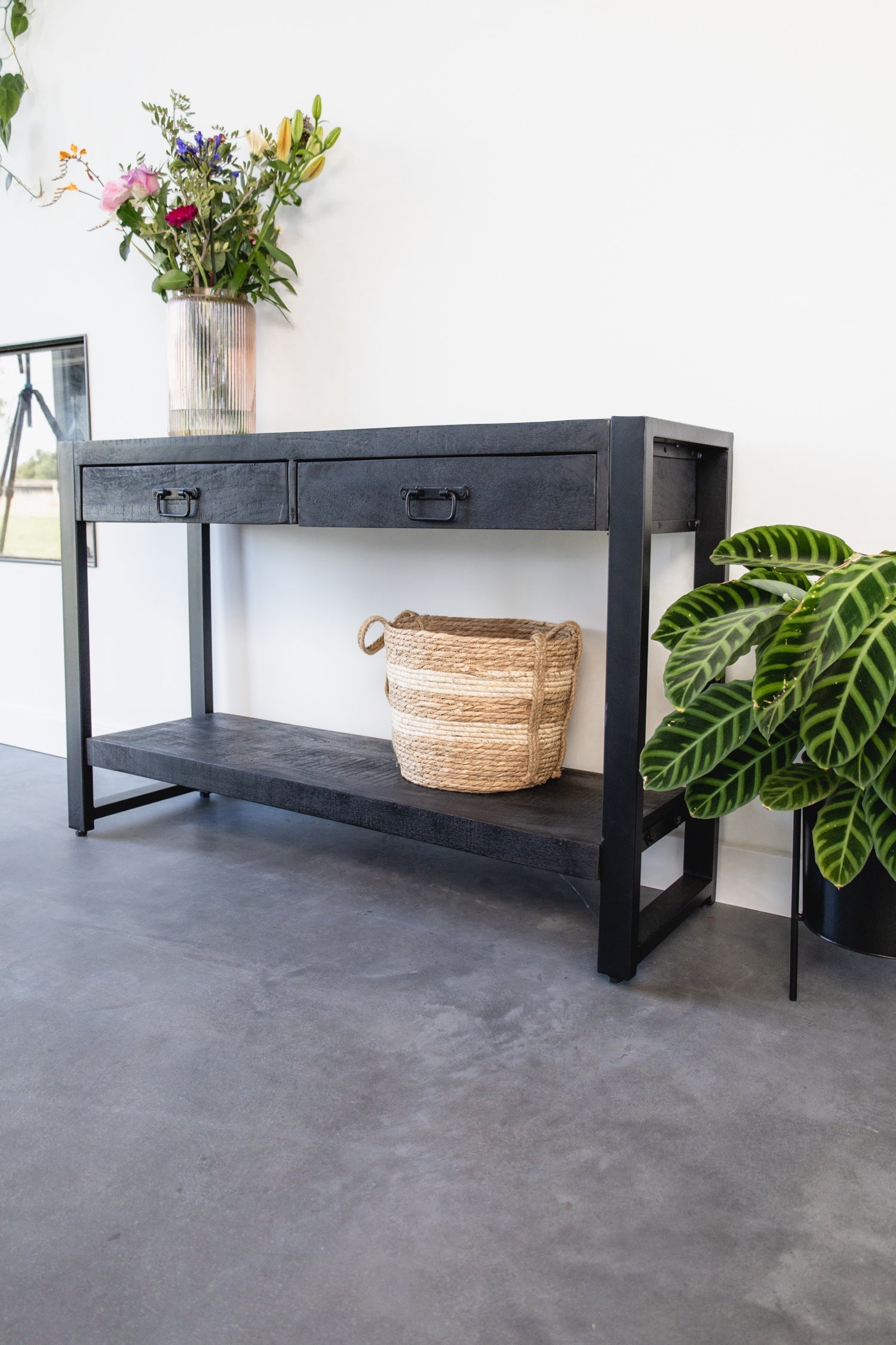 Sidetable zwart mangohout | 120 x 35 x 76 cm | Industrieel