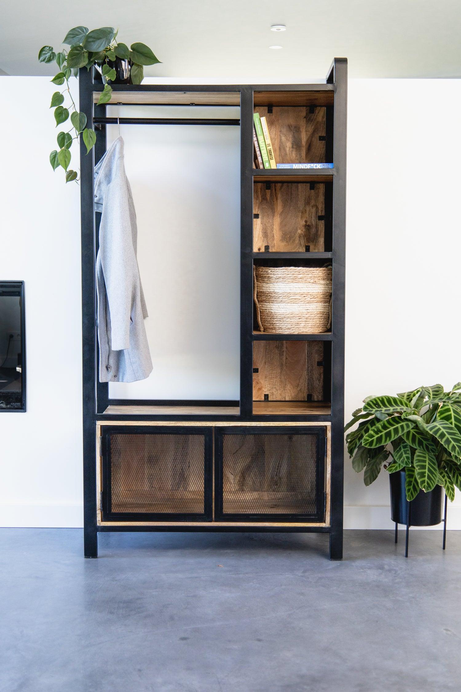 Garderoberek met rail en schappen Industrieel Design | Mangohout en Staal | 100x40x190cm - Industrieelinhuis.nl