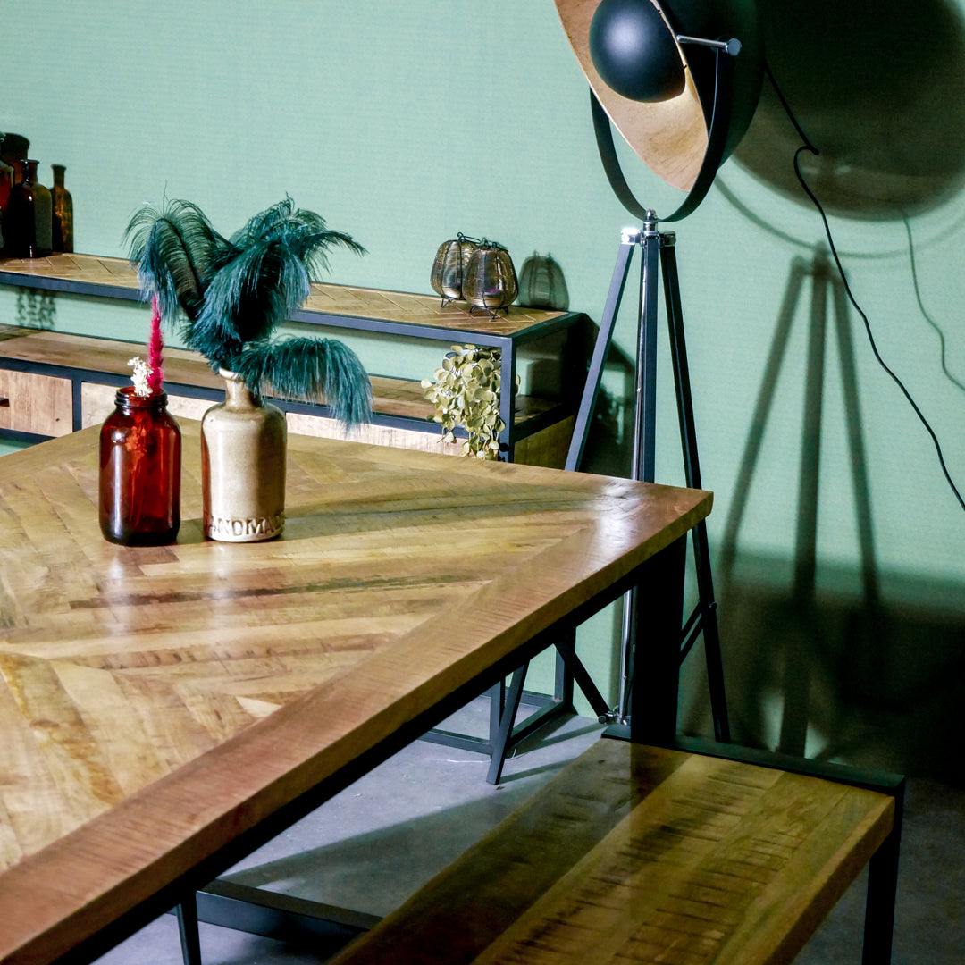 Eettafel Keukentafel Jax Visgraat Industrieel Design | Mangohout en Staal | 160x90x76cm - Industrieelinhuis.nl