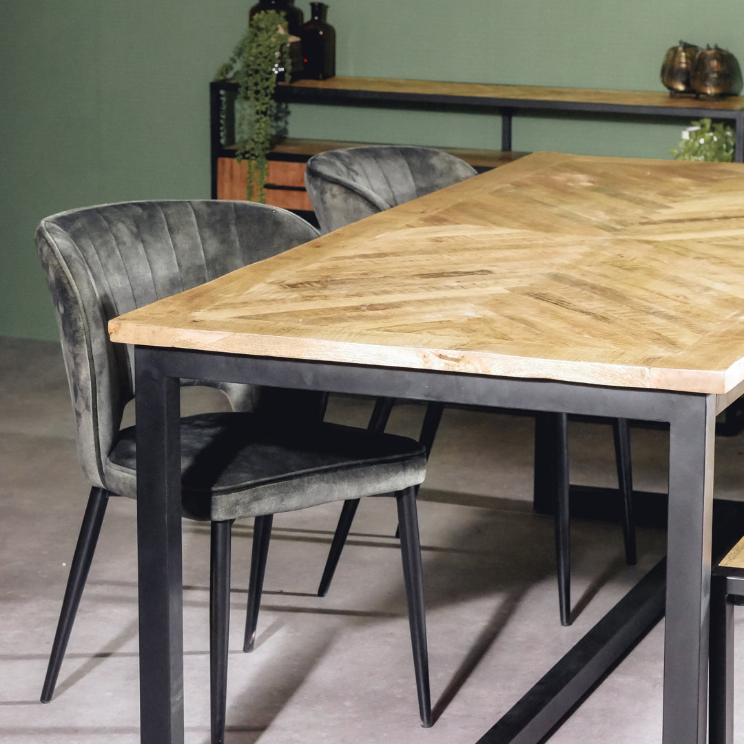 Eettafel Keukentafel Jax Visgraat Industrieel Design | Mangohout en Staal | 160x90x76cm - Industrieelinhuis.nl