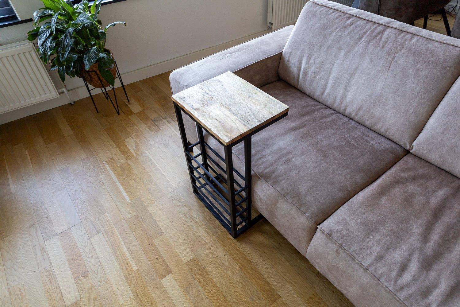 Bijzettafel voor over de bank | Mangohout en Staal | 30x38x65cm - Industrieelinhuis.nl