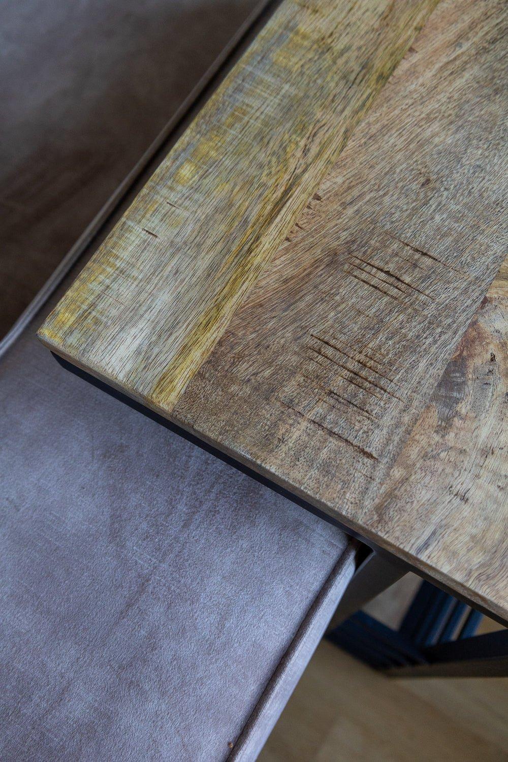 Bijzettafel voor over de bank | Mangohout en Staal | 30x38x65cm - Industrieelinhuis.nl