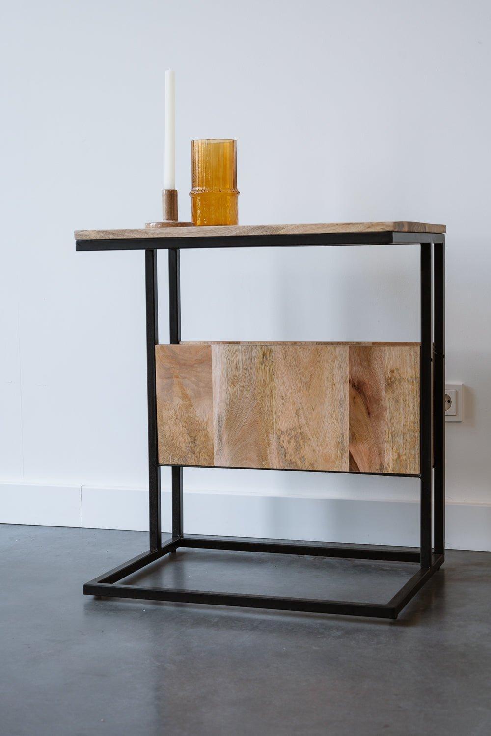 Extra brede bijzettafel voor over de bank | Mangohout en Staal | 45x60x69cm - Industrieelinhuis.nl