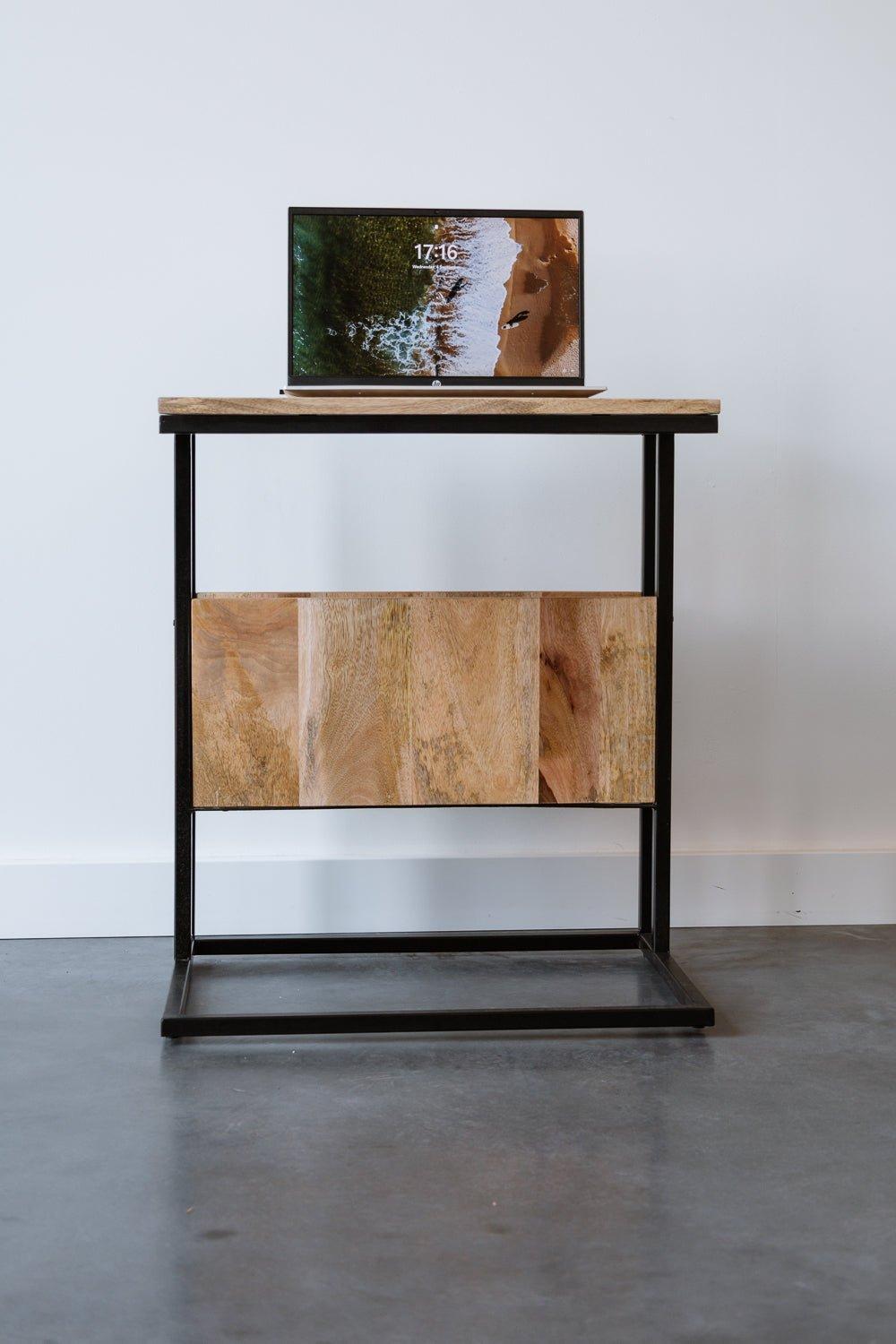 Extra brede bijzettafel voor over de bank | Mangohout en Staal | 45x60x69cm - Industrieelinhuis.nl