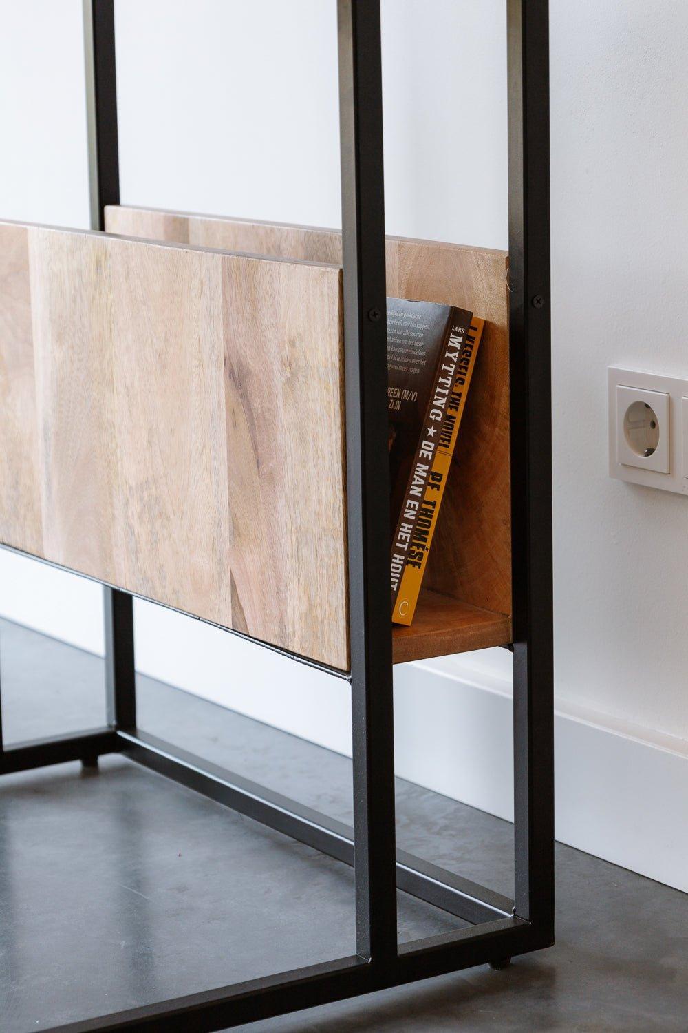 Extra brede bijzettafel voor over de bank | Mangohout en Staal | 45x60x69cm - Industrieelinhuis.nl