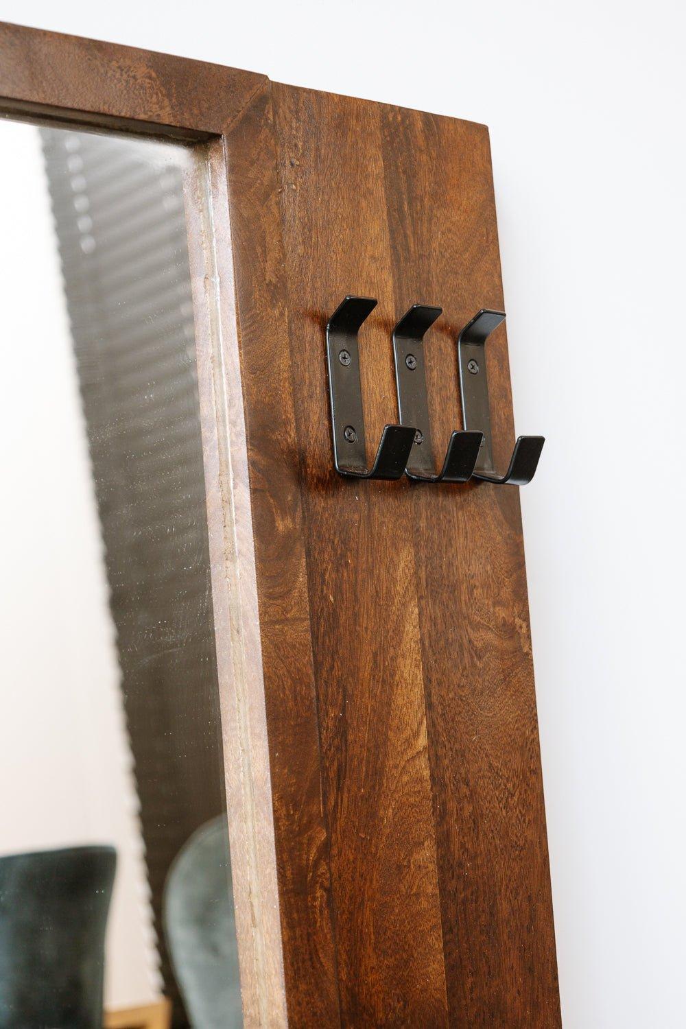 Industriële spiegel | Mangohout zwart | 108x60cm - Industrieelinhuis.nl
