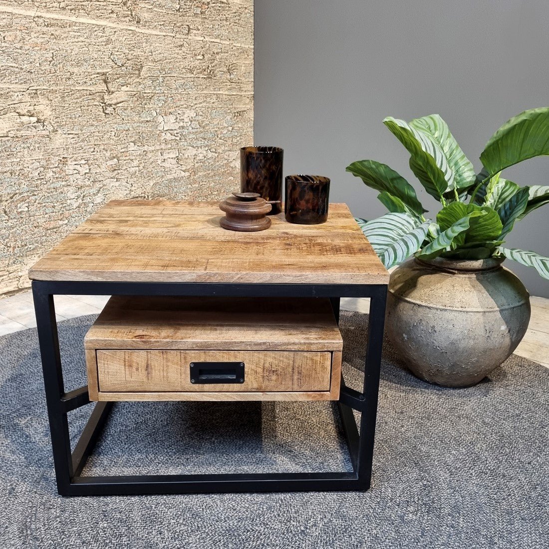 Salontafel Bijzettafel Industrieel Design | Mangohout en Staal | 60x60x45