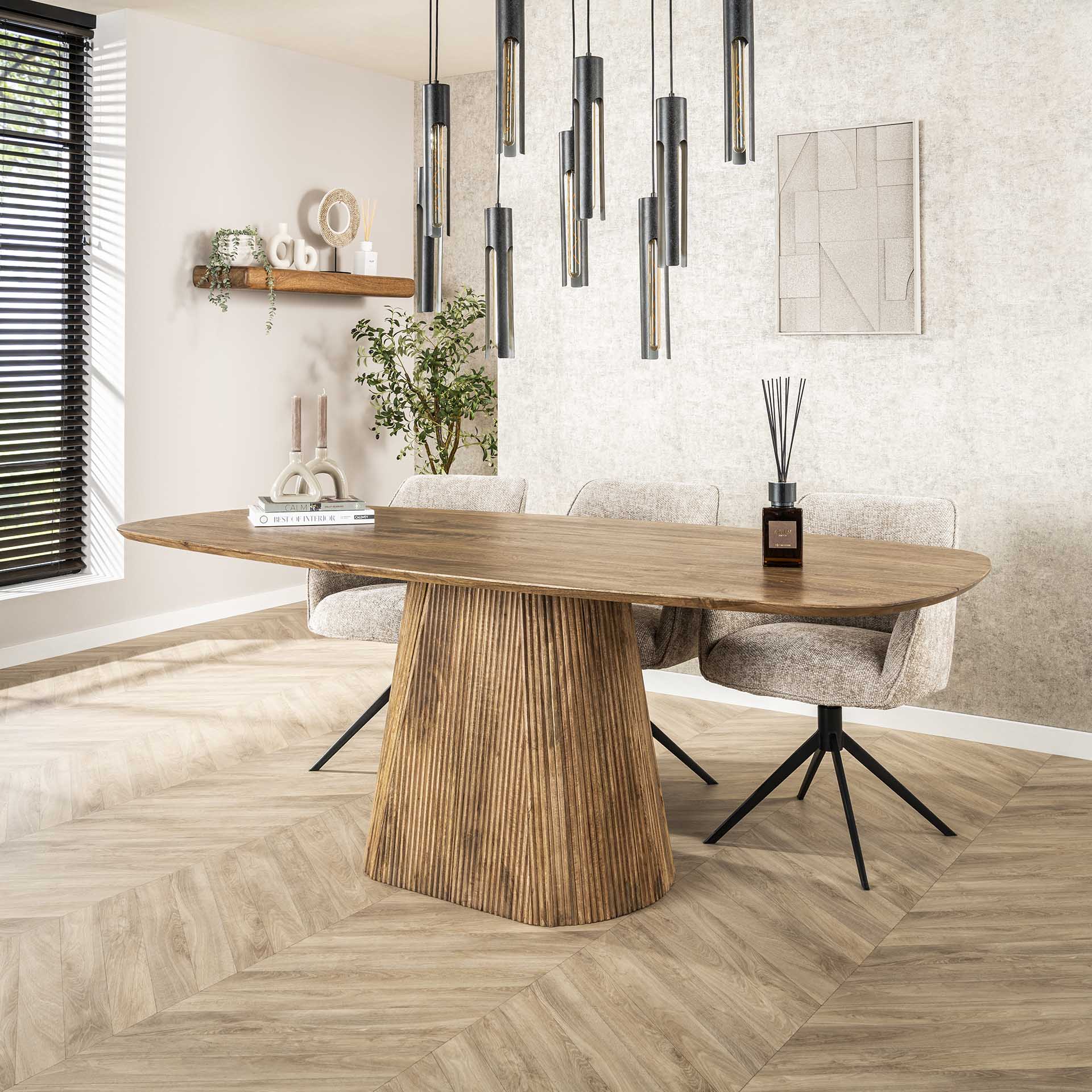 Organische eetkamertafel Flow