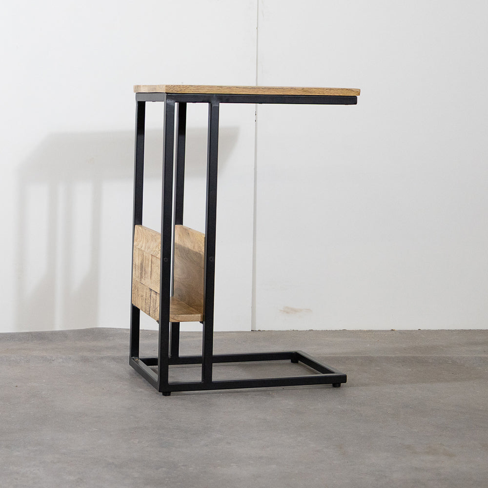 Bijzettafel voor over de bank | Mangohout en Staal | 45x29x69cm