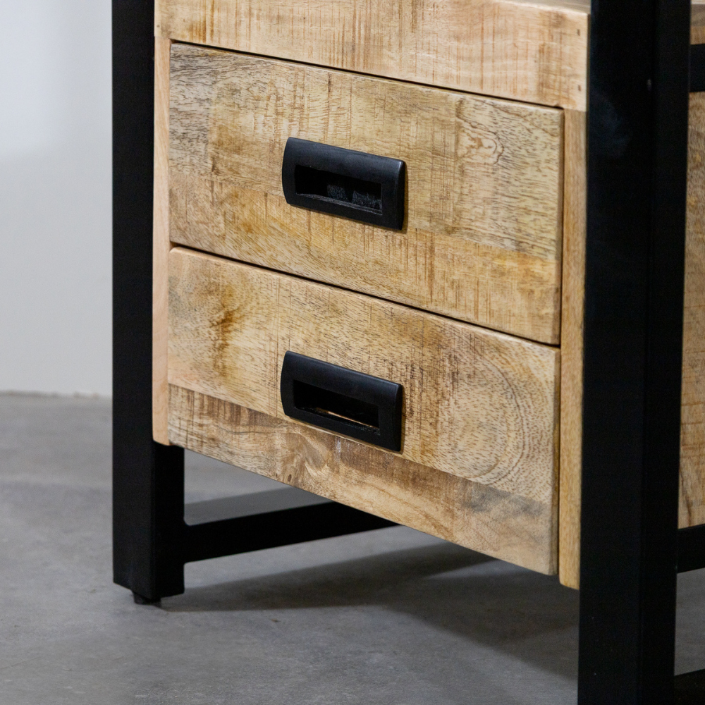 Nachtkastje Britt – de stijlvolle sfeermaker voor in jouw interieur