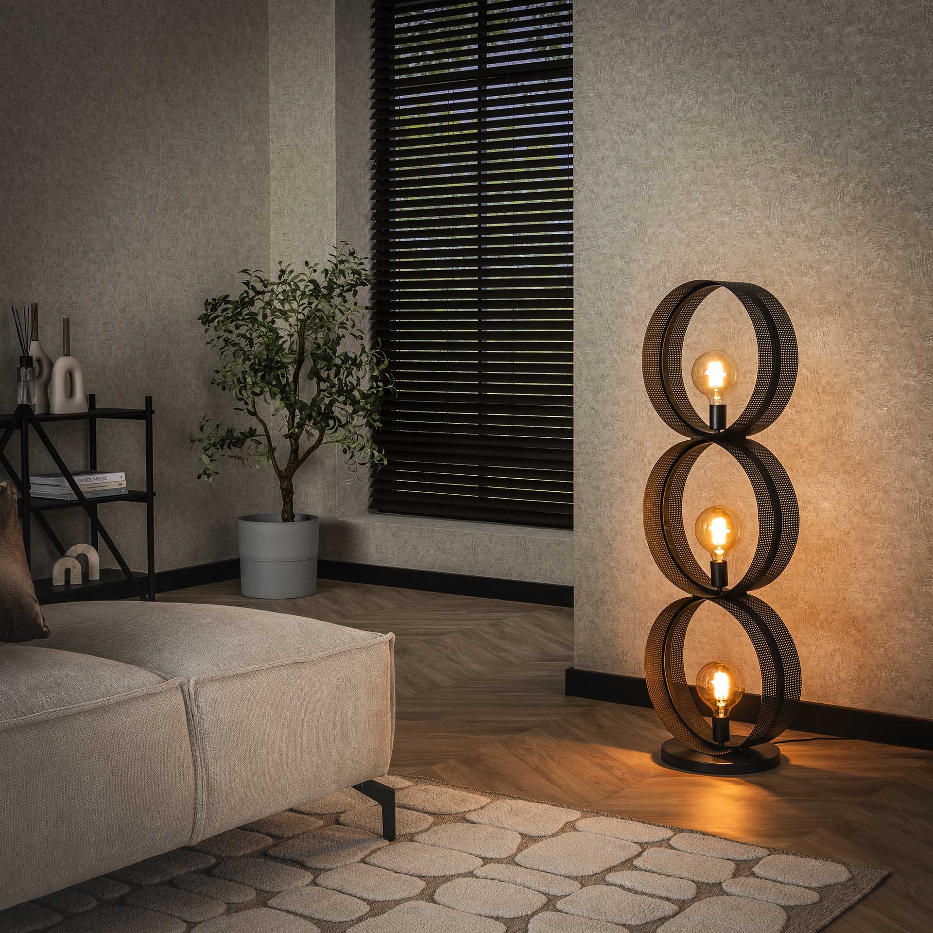 Vloerlamp Ring 3L - Industrieelinhuis.nl
