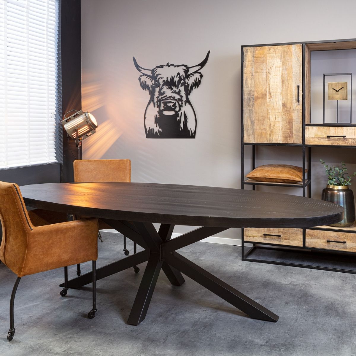 Eetkamertafel Zwart Denver | Ovaal | Mangohout Staal | 300 cm