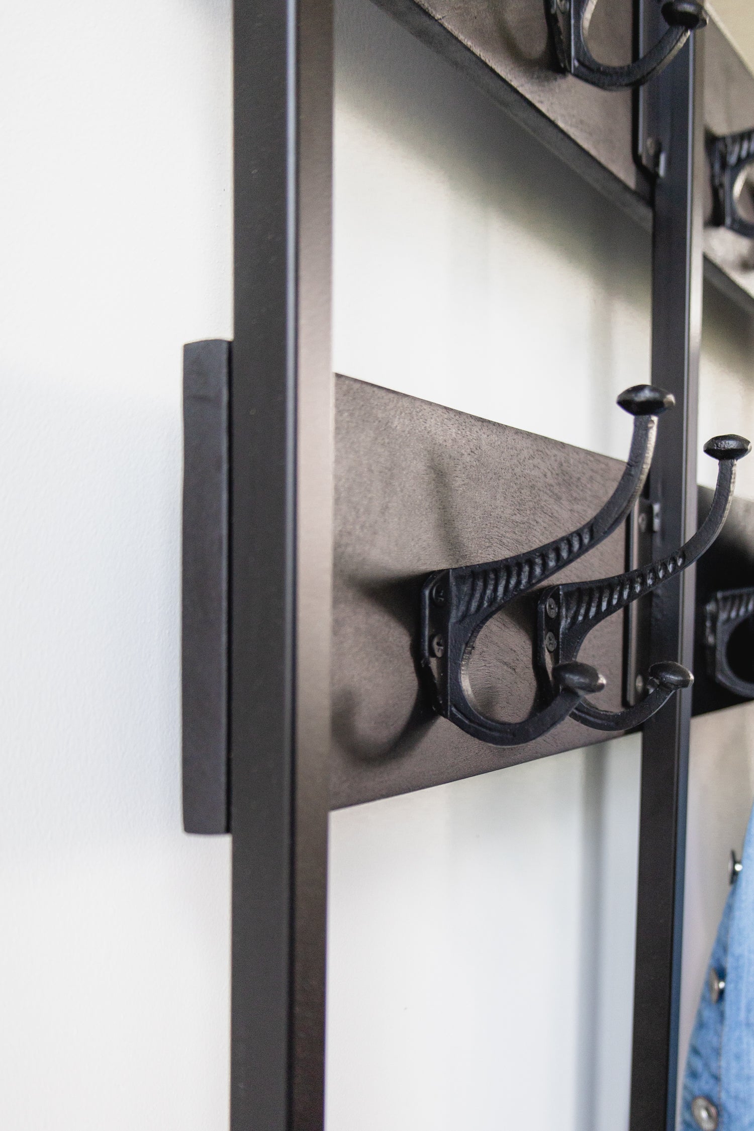 Garderoberek XL Zwart Industrieel Design | Mangohout en Staal | 100x40x190cm