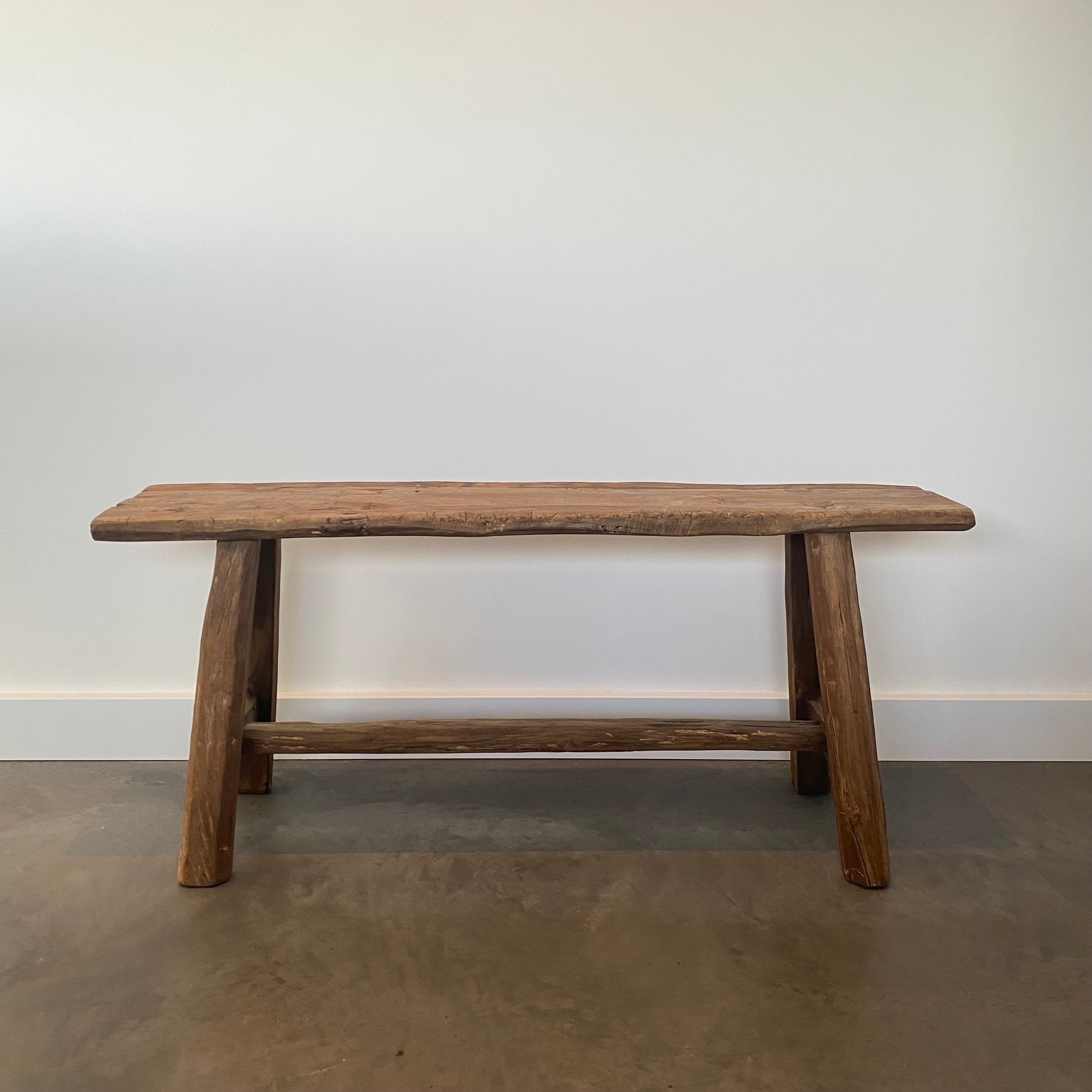 Teakhout bankje gerTeakhouten bankje voor aanzichtecycled hout decoratief industrieel | Teakhout | 90 -160 - Industrieelinhuis.nl