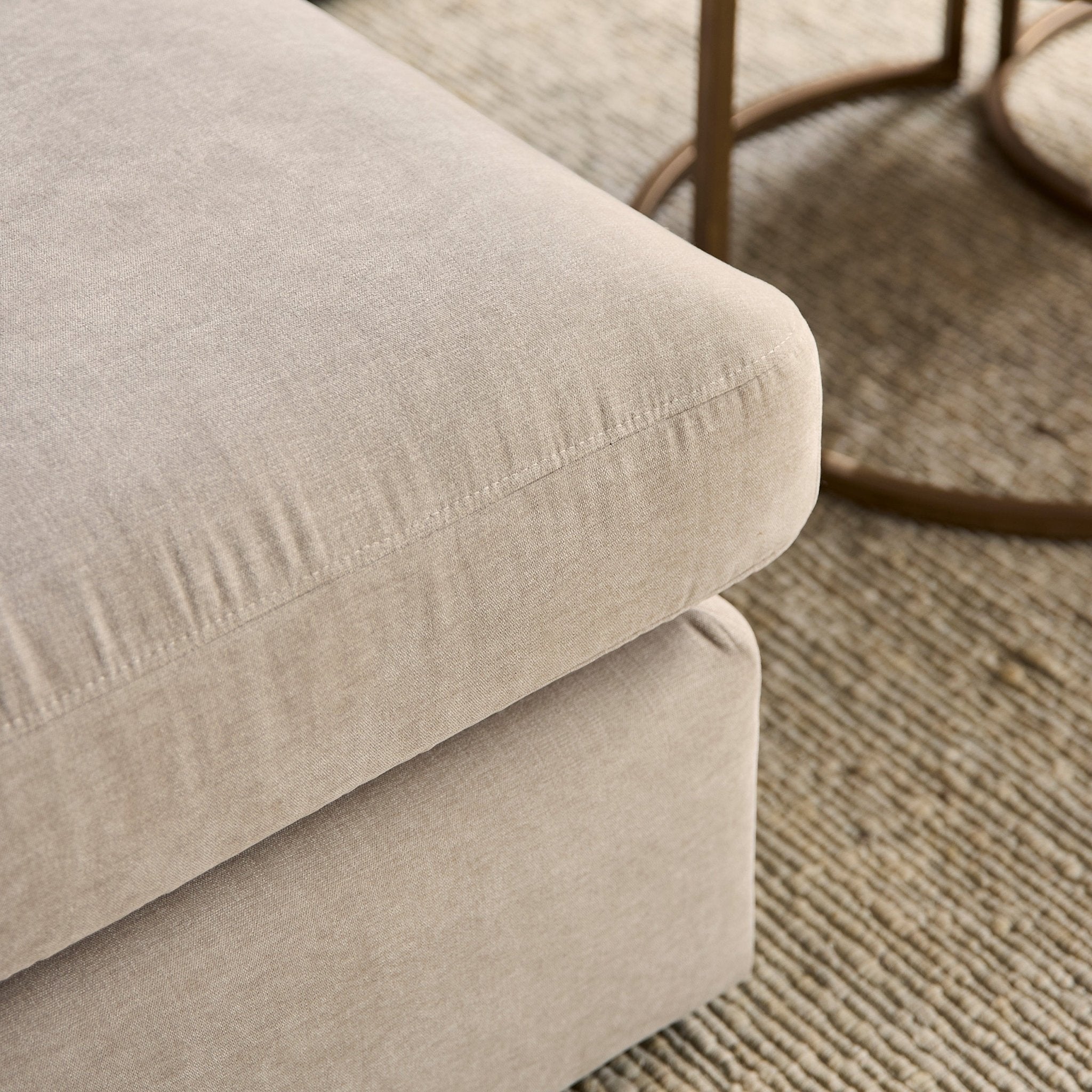 MySofa Jesse | 2,5 zits + Ottomane Rechts | Beige - Industrieelinhuis.nl