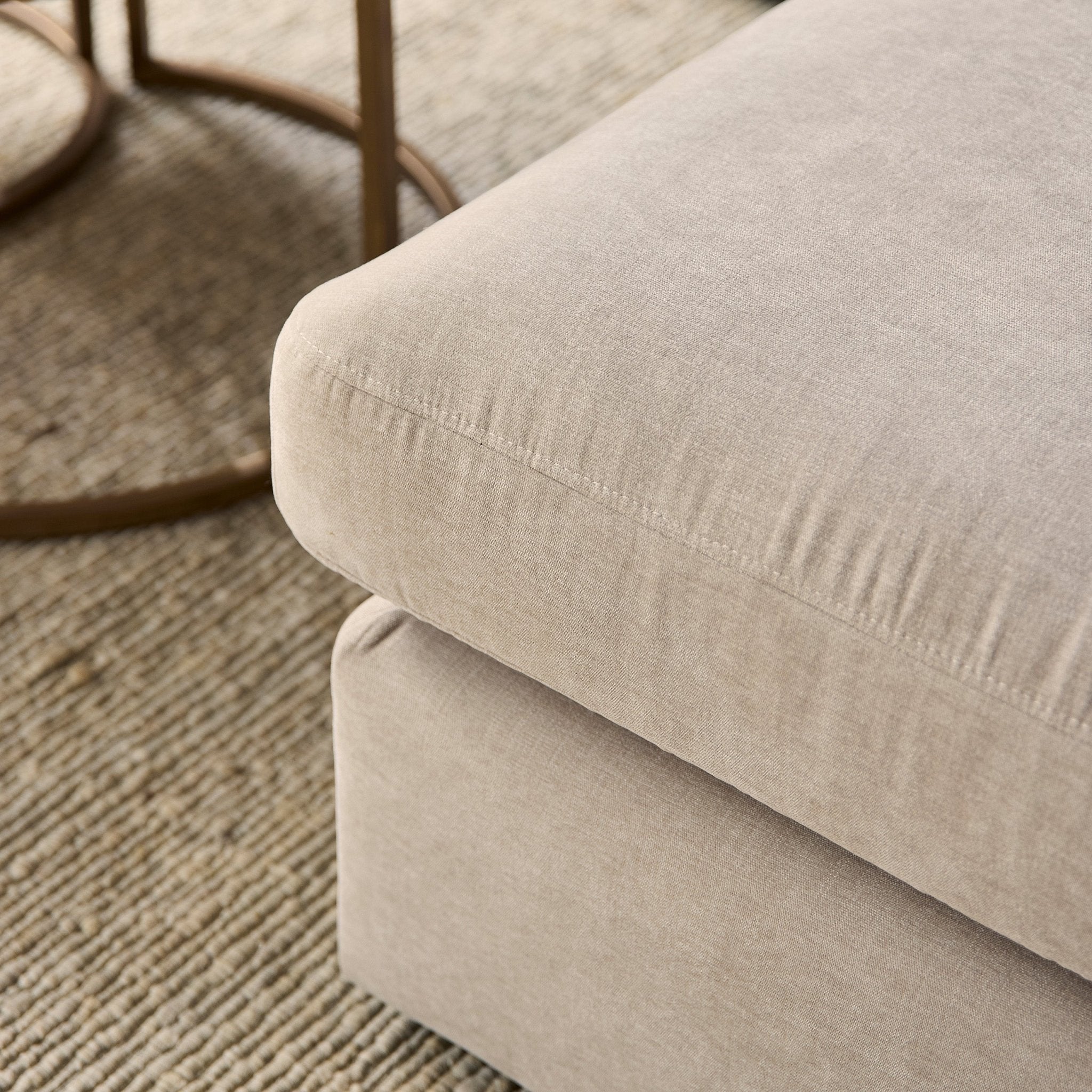 MySofa Jesse | 2,5 zits + Ottomane Rechts | Beige - Industrieelinhuis.nl