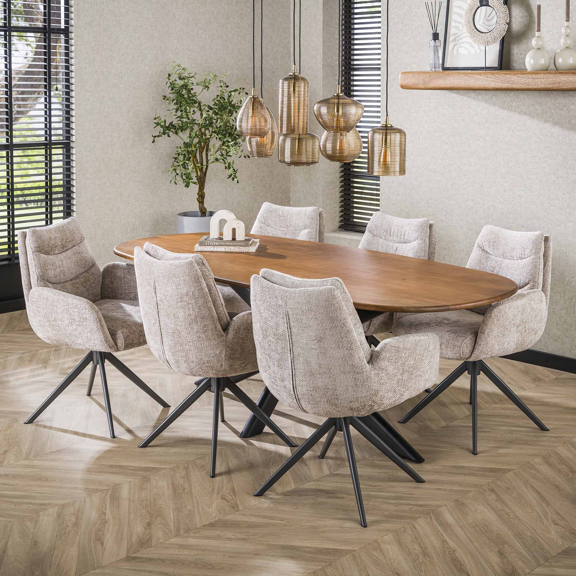 Organische eetkamertafel Cleo 215 cm