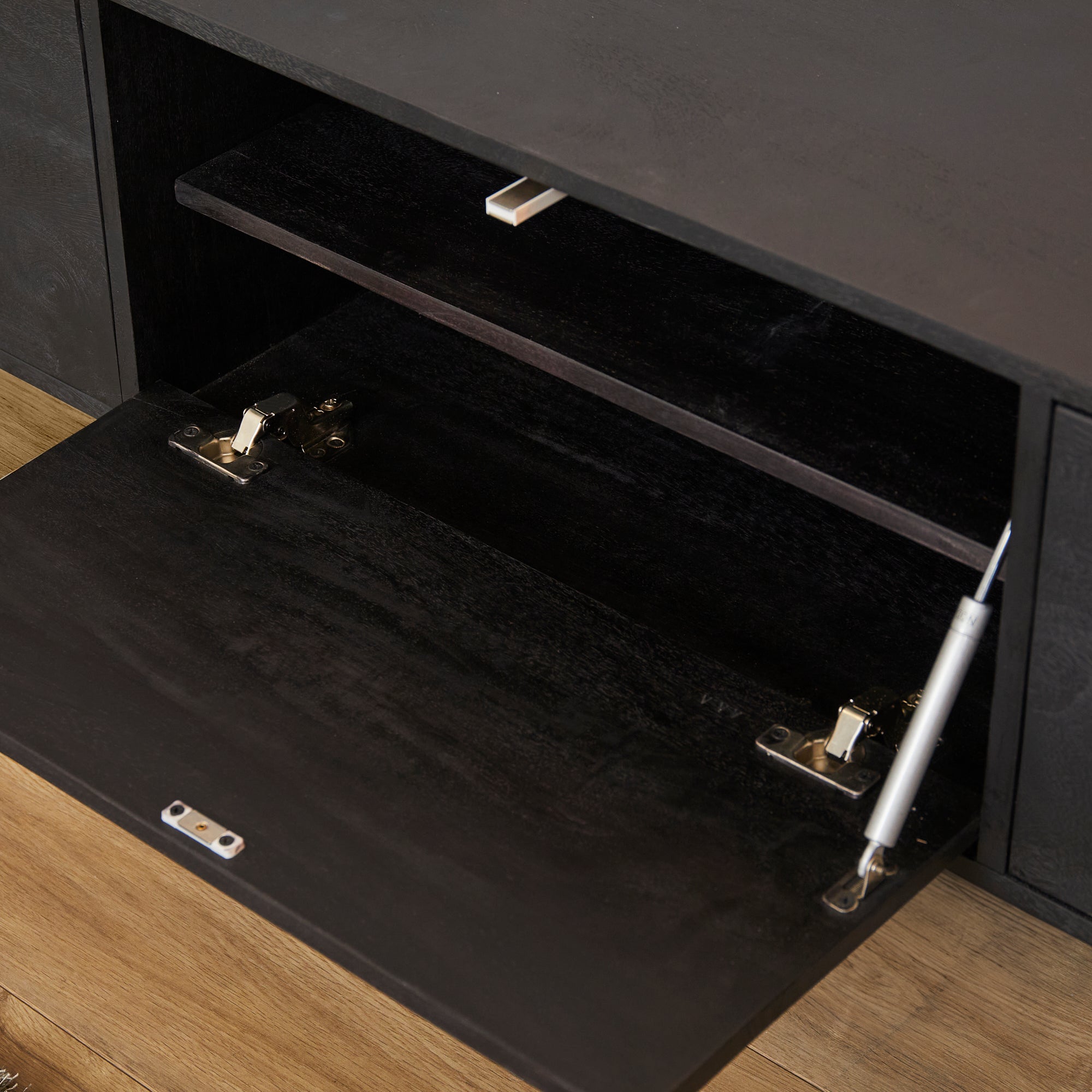 Zwevend tv meubel Vision Black | 200 cm - Industrieelinhuis.nl