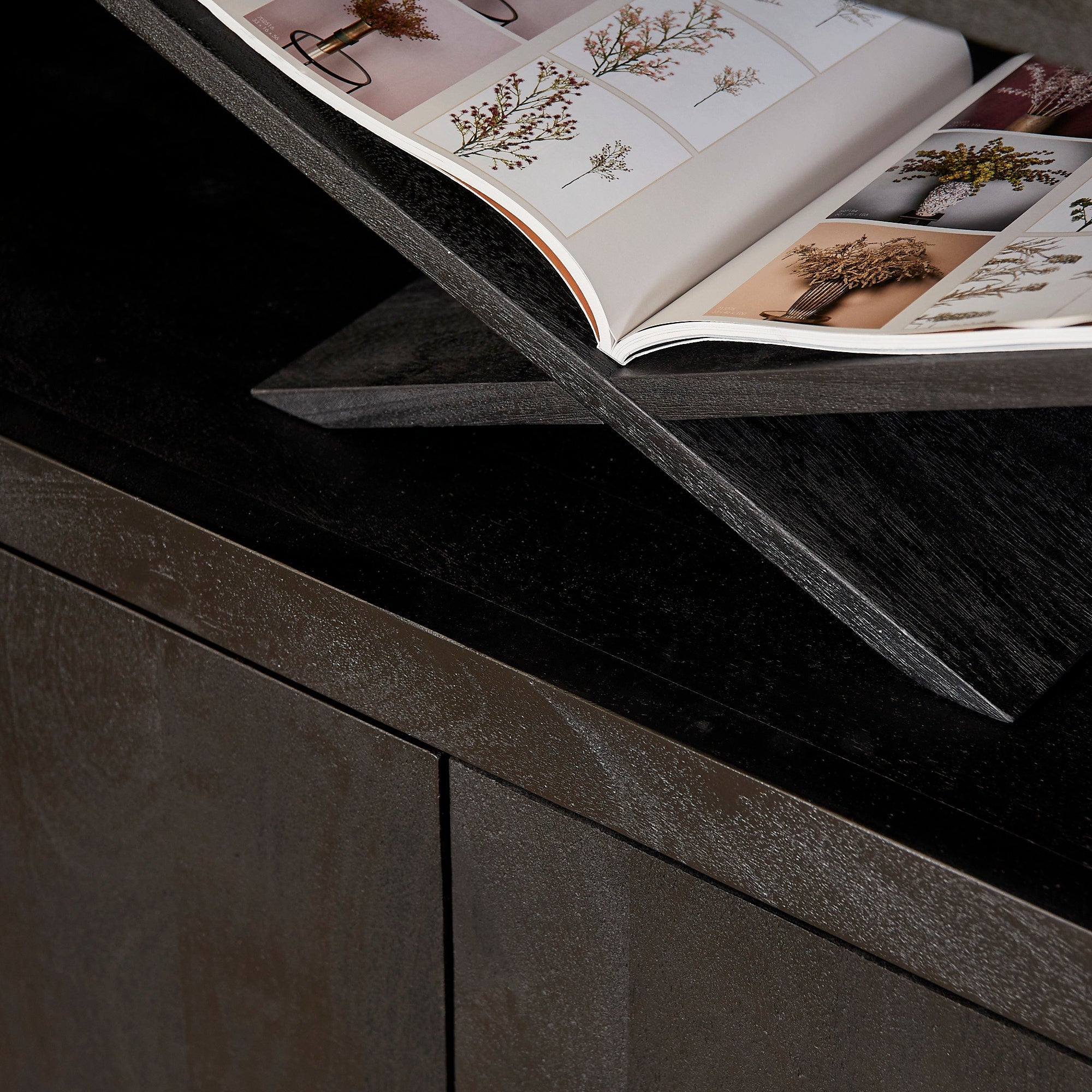 Vakkenkast Eclipse Black | 90 cm - Industrieelinhuis.nl