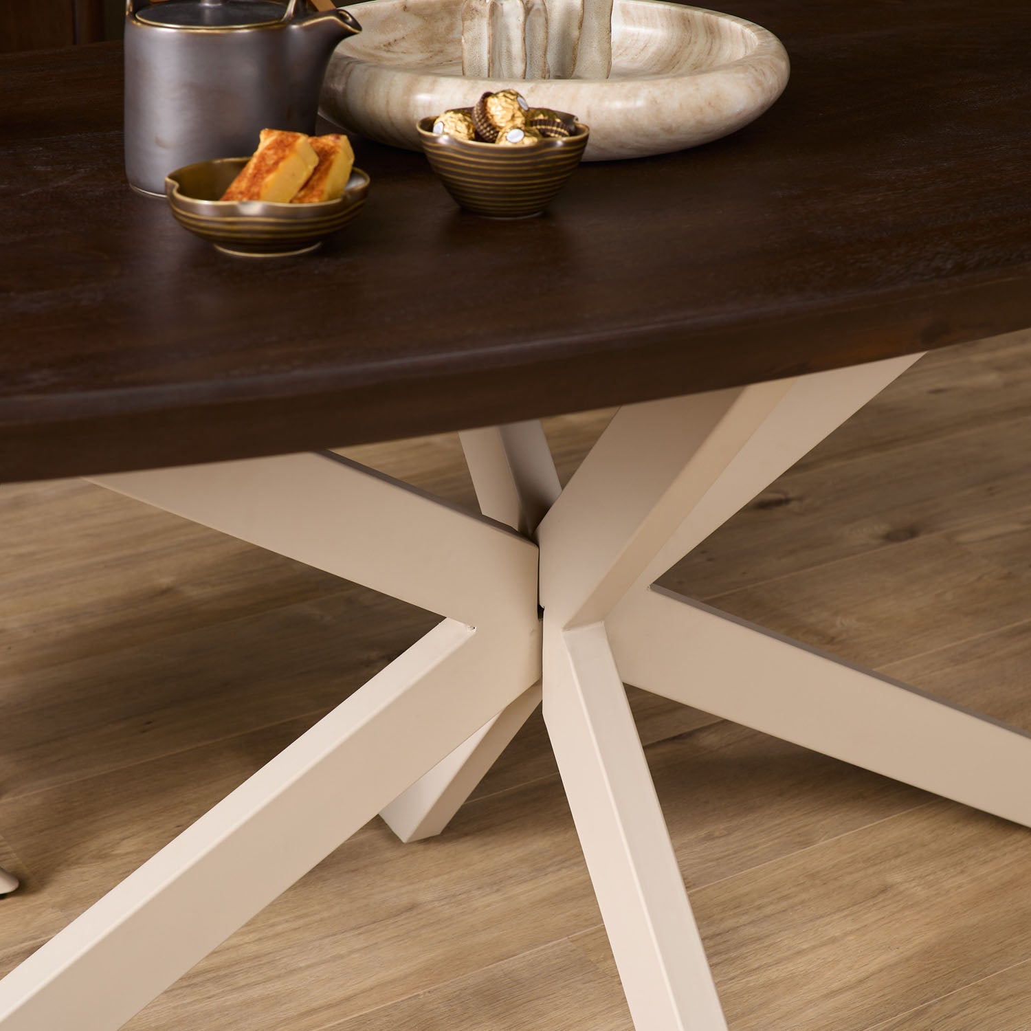 Eettafel Madison Brown | 160 cm | Deens Ovaal | Poot Sand - Industrieelinhuis.nl