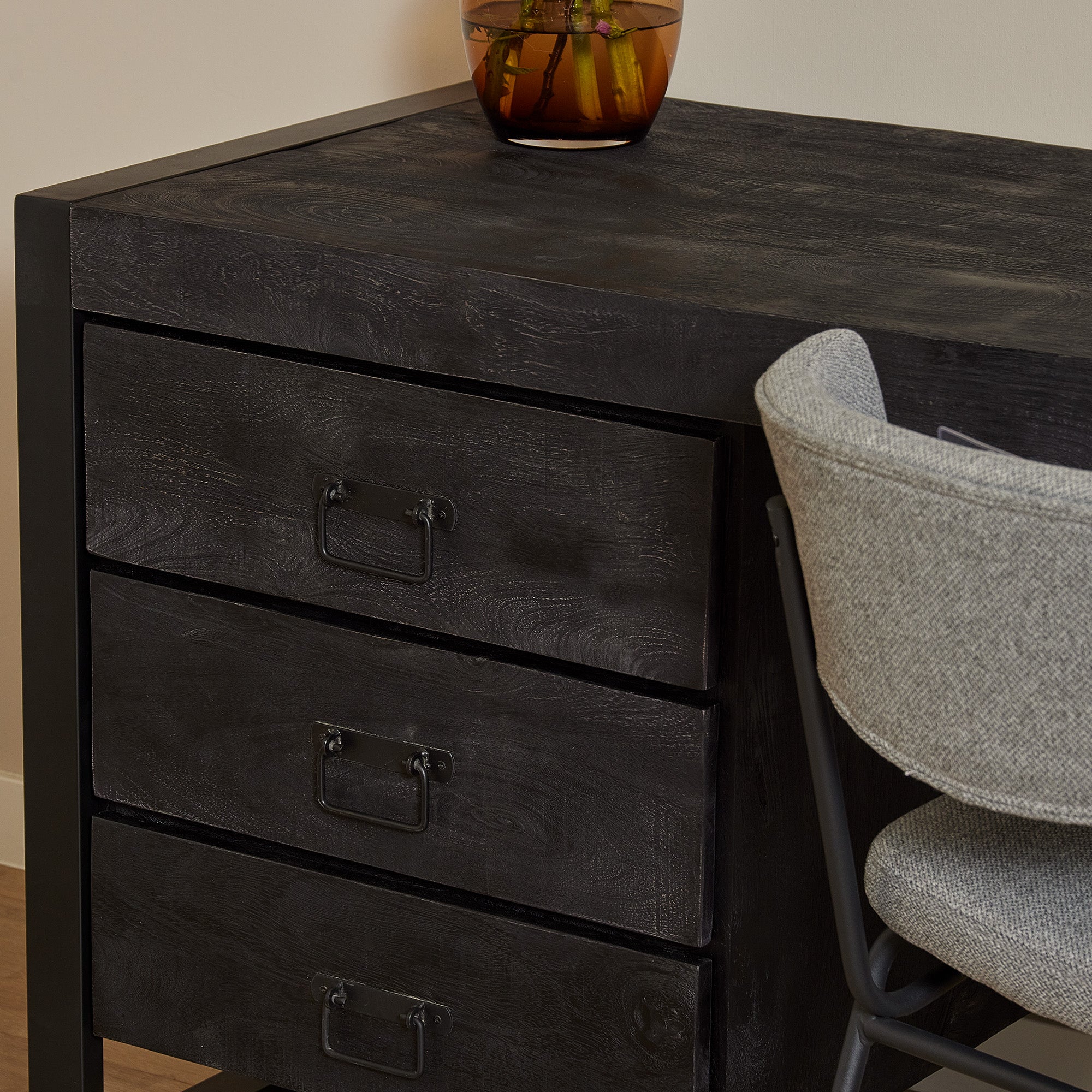 Bureau Boaz Black | 145 cm - Industrieelinhuis.nl