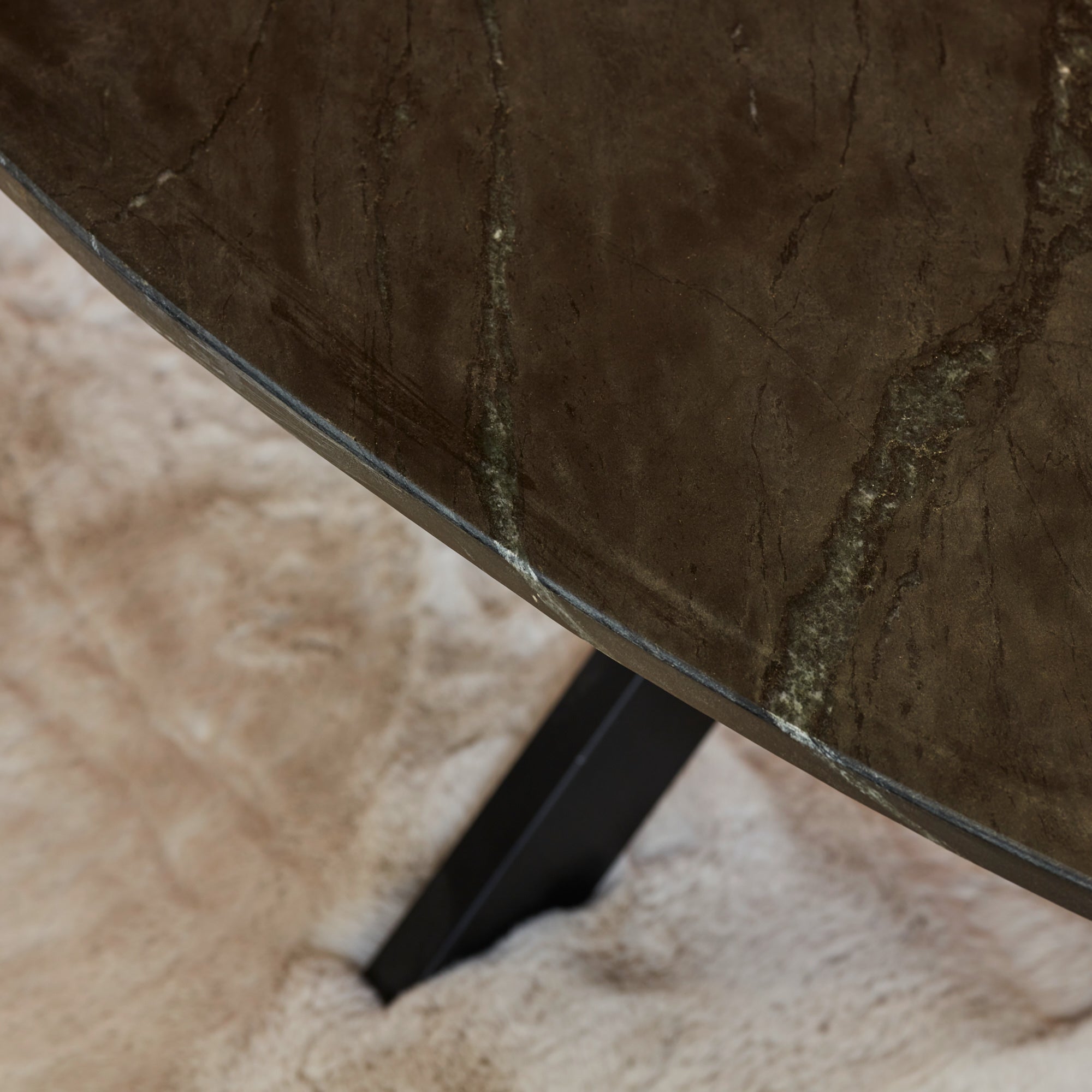 Salontafel Faye Black marble | 120 cm | Ovaal - Industrieelinhuis.nl
