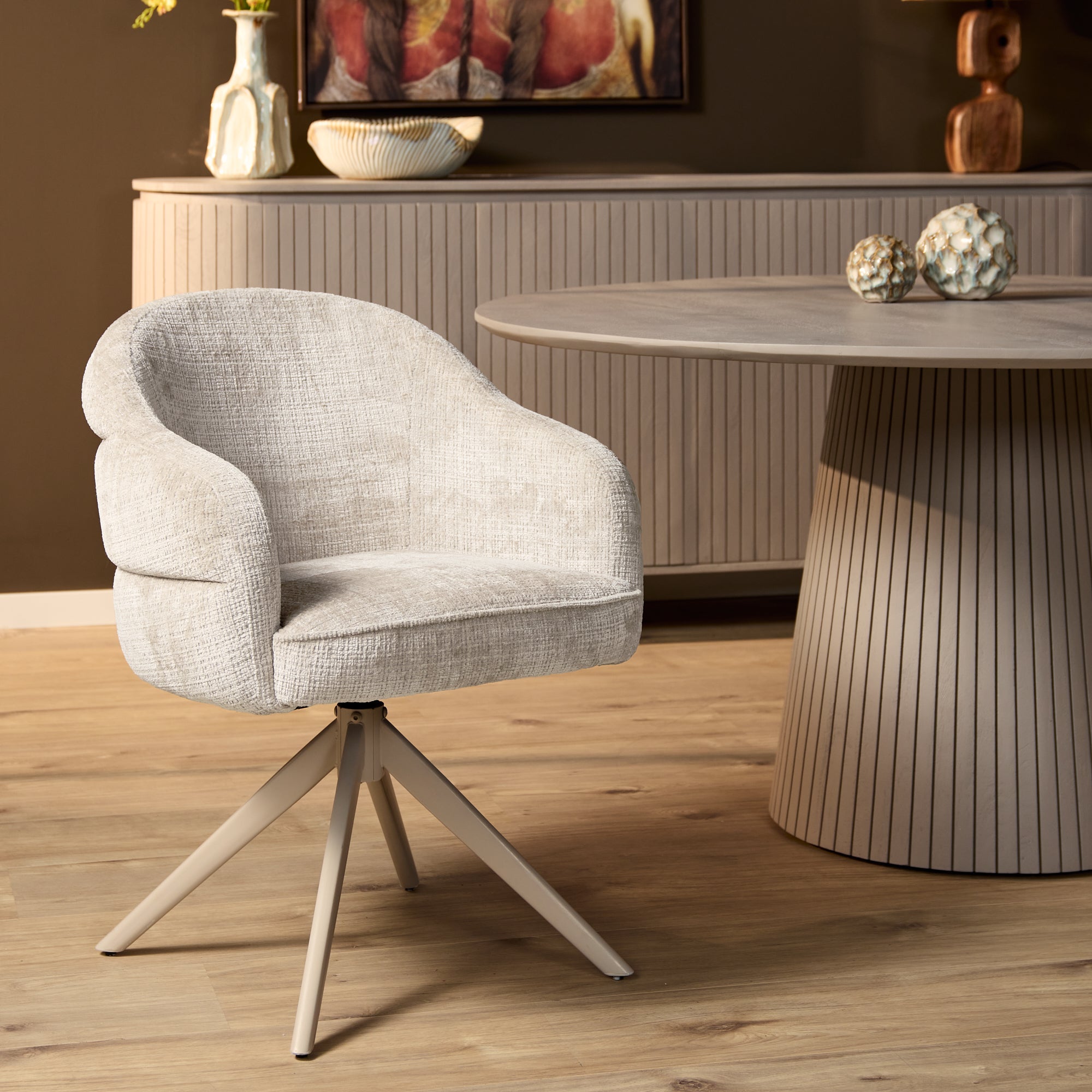 Eetkamerstoel Bella | Off White | Poot Sand | Met armleuning - Industrieelinhuis.nl