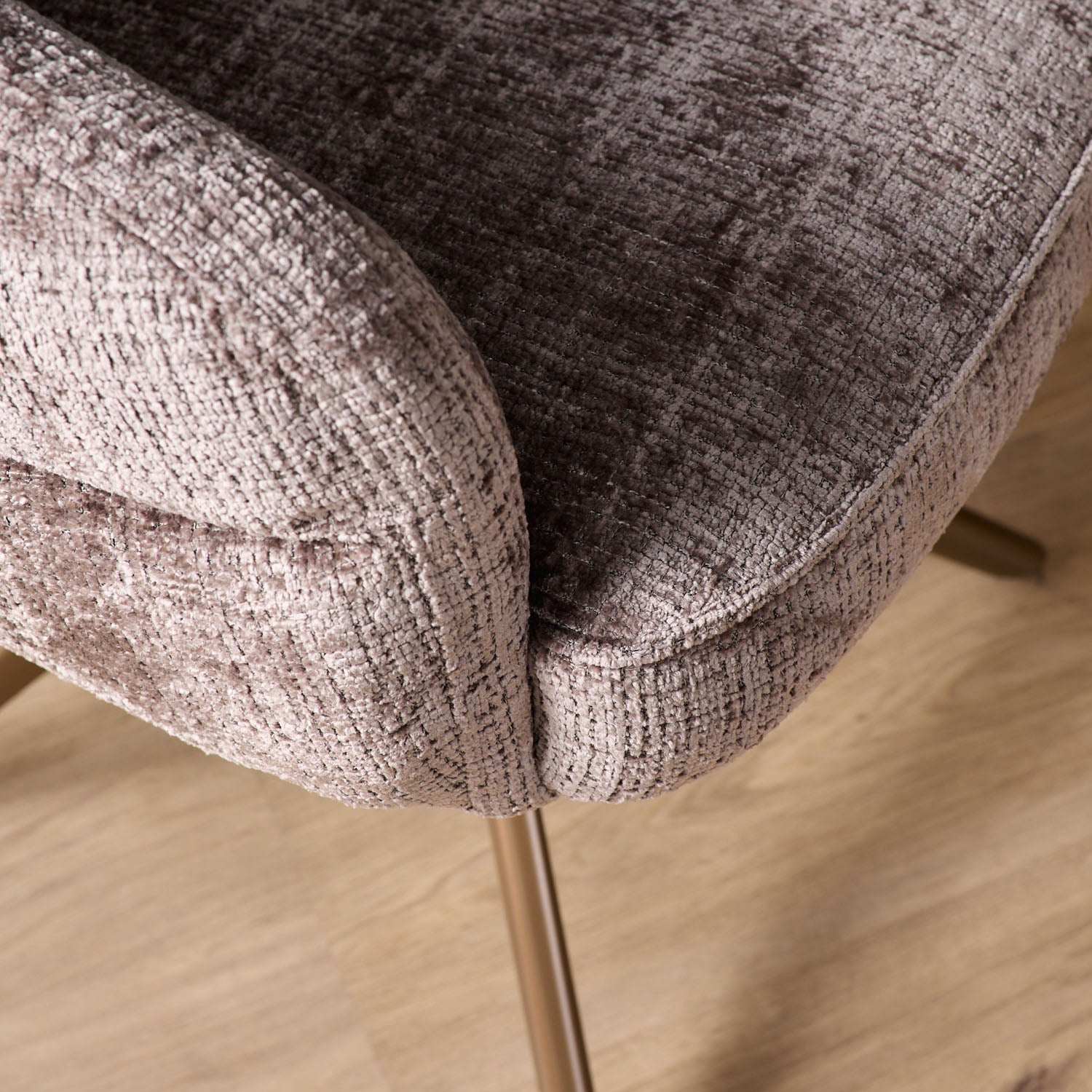 Eetkamerstoel Bella | Clay | Poot Bronze | Met armleuning (bestellen per 2)